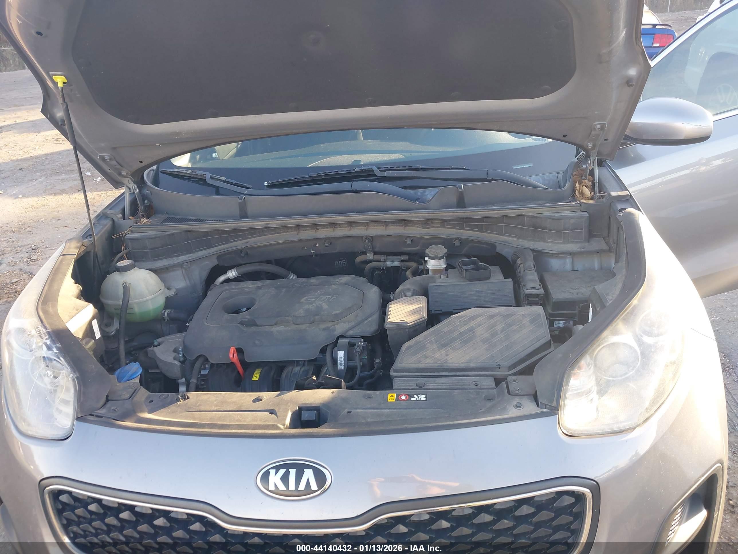 KIA SPORTAGE image 10