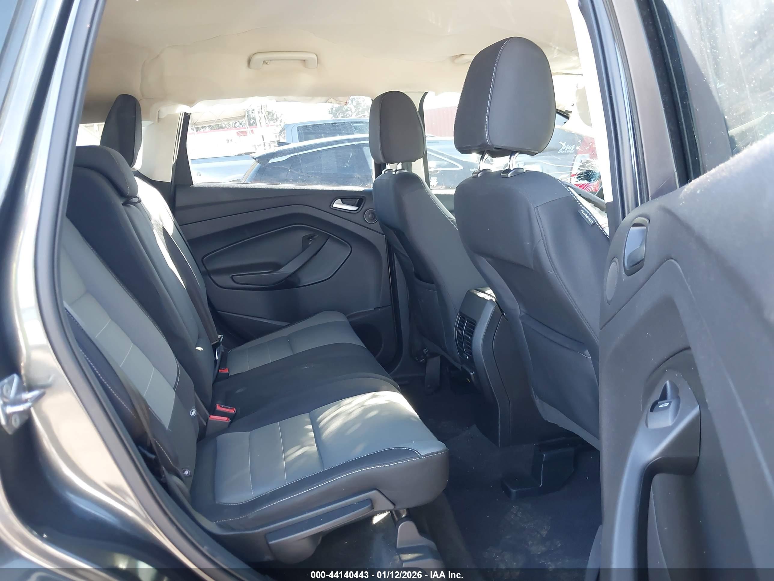 FORD ESCAPE image 8