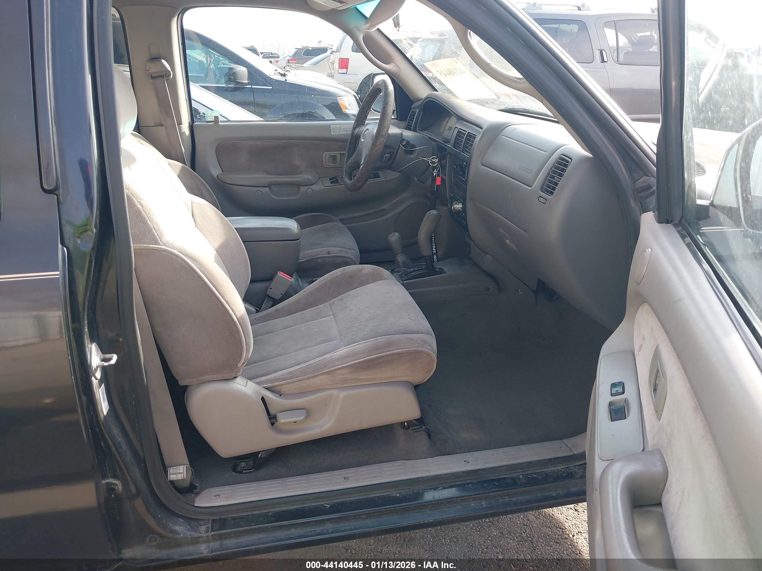 TOYOTA TACOMA image 5
