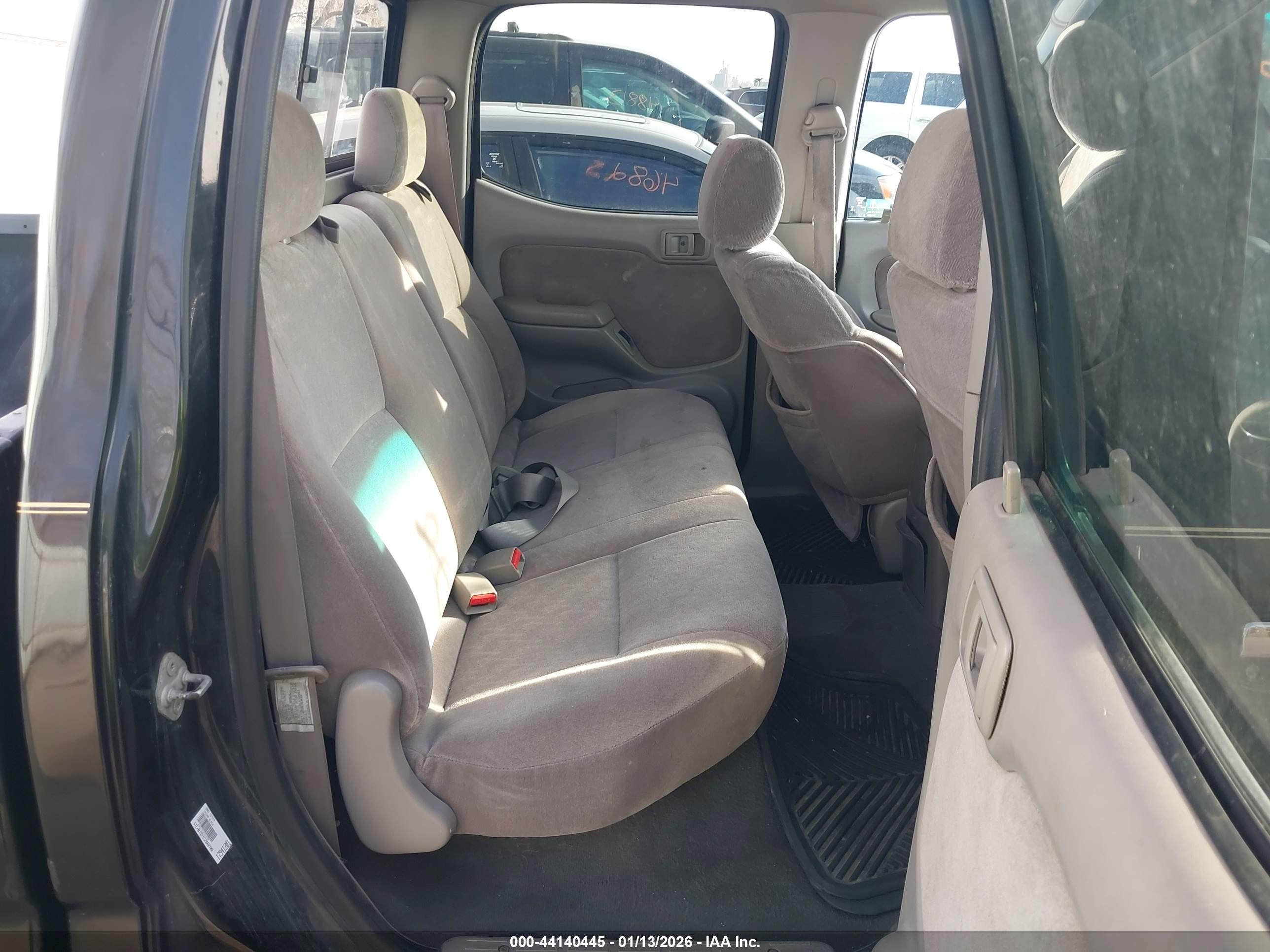 TOYOTA TACOMA image 8