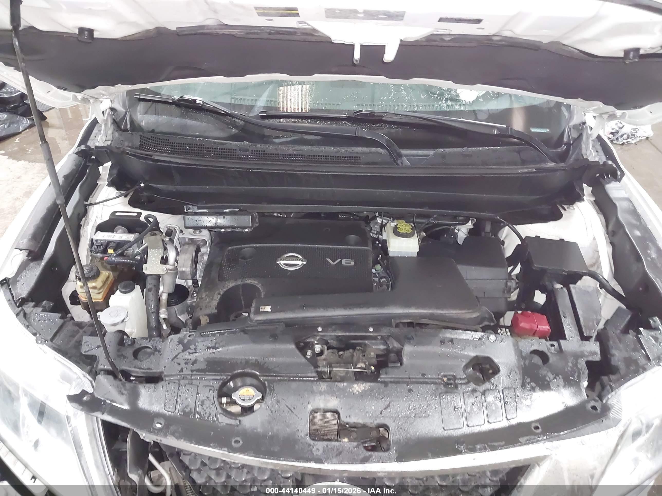 NISSAN PATHFINDER image 10