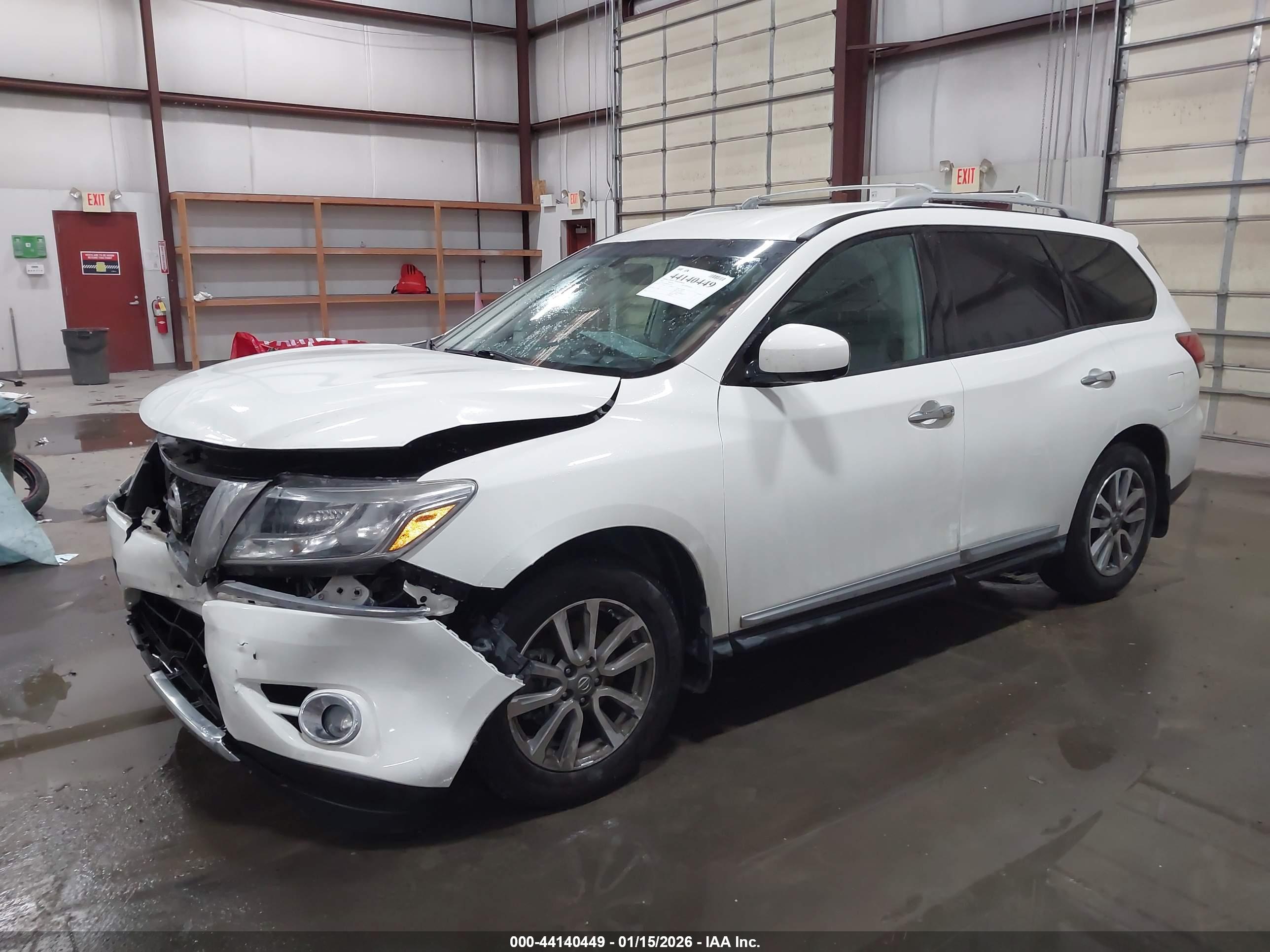 NISSAN PATHFINDER image 2