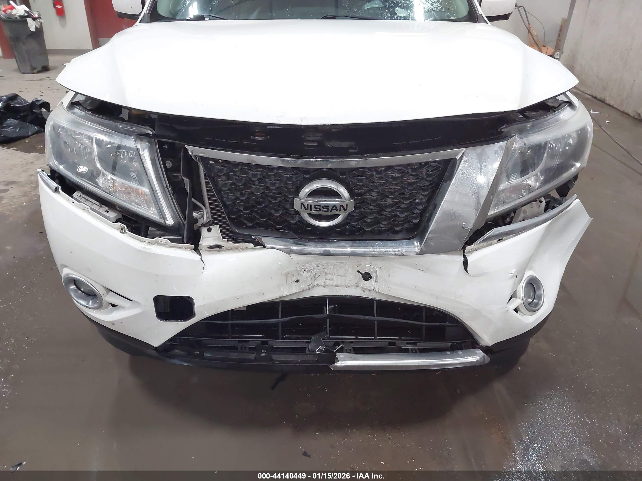 NISSAN PATHFINDER image 6