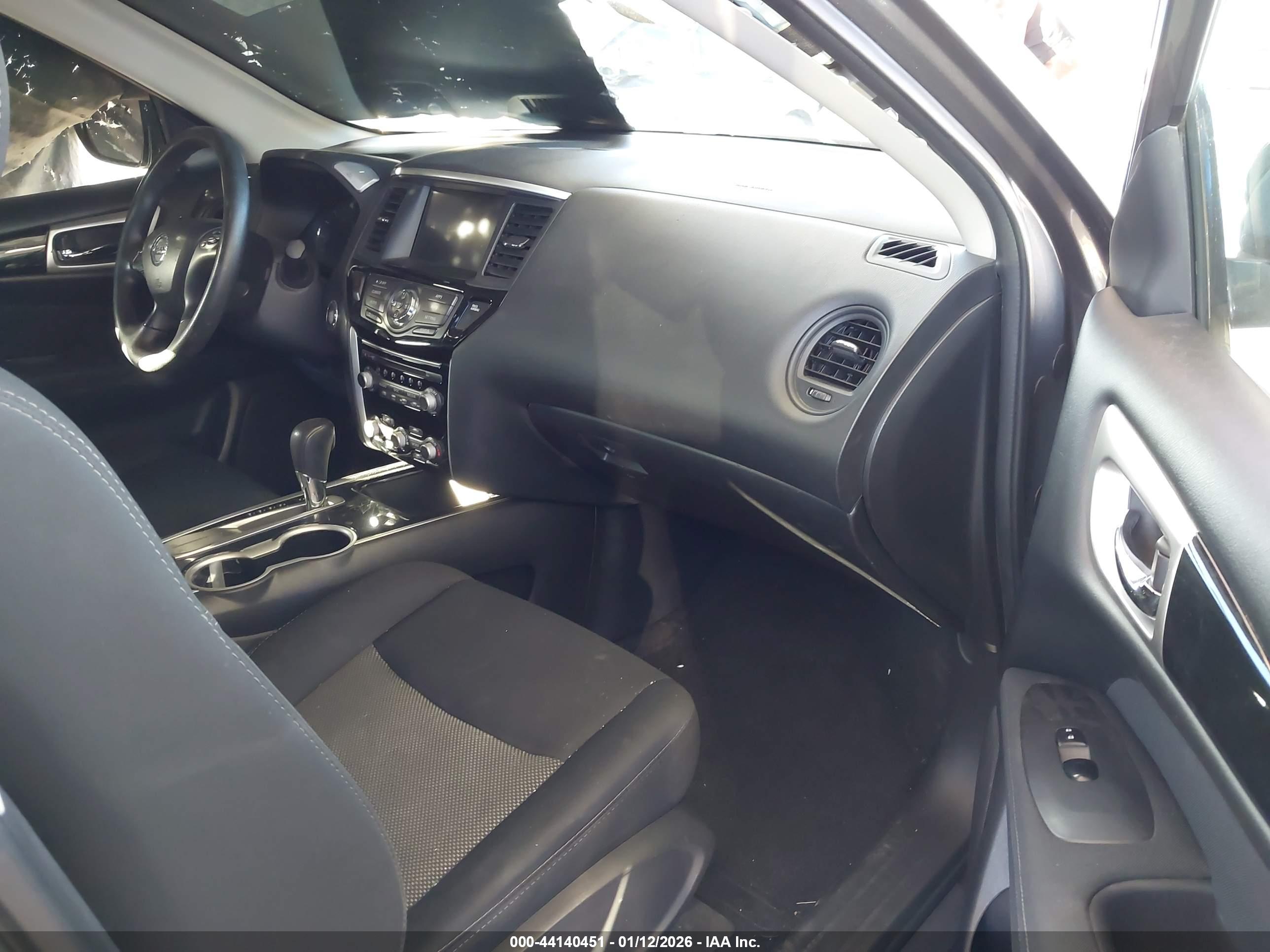 NISSAN PATHFINDER image 5