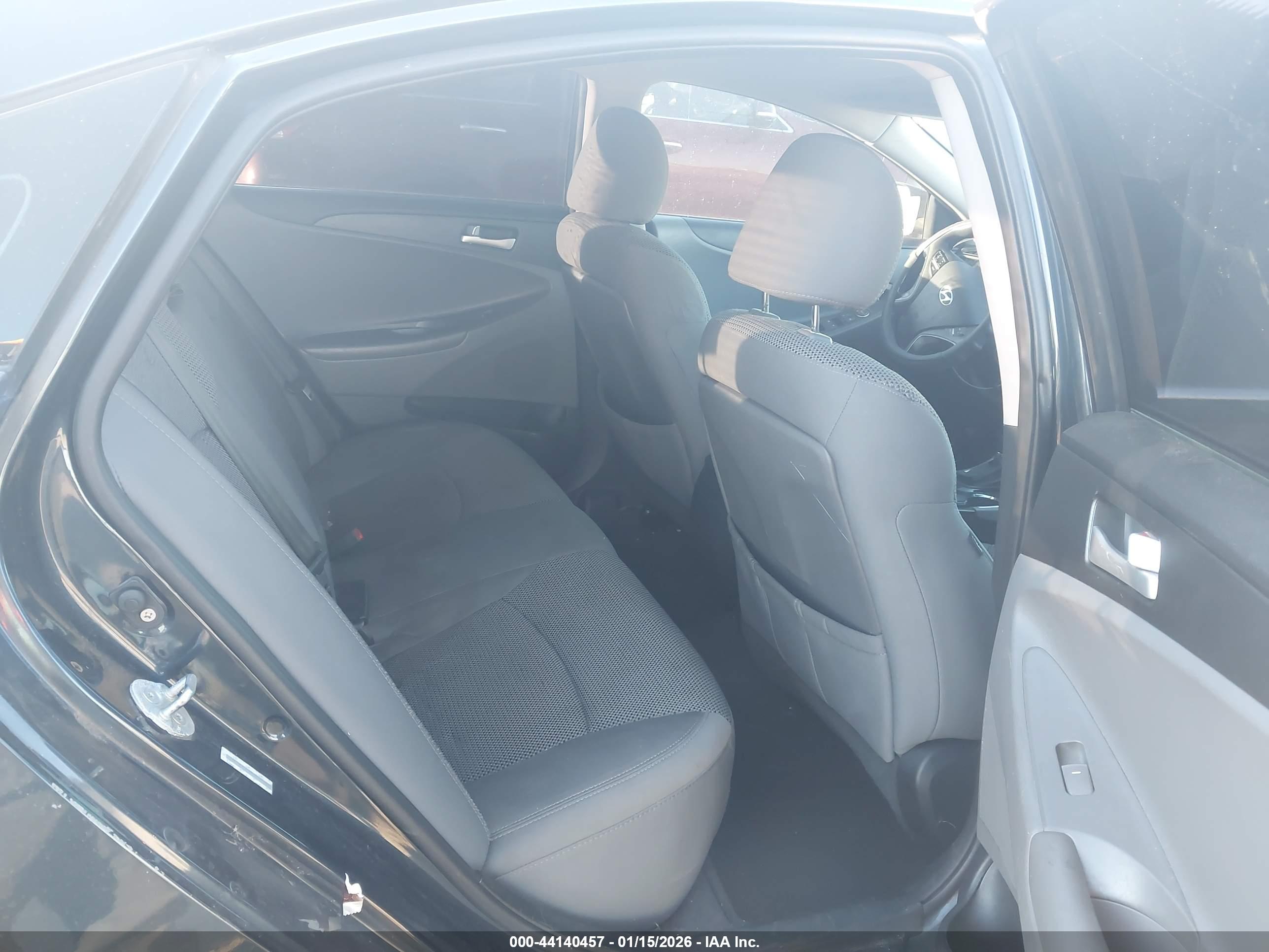 HYUNDAI SONATA image 8