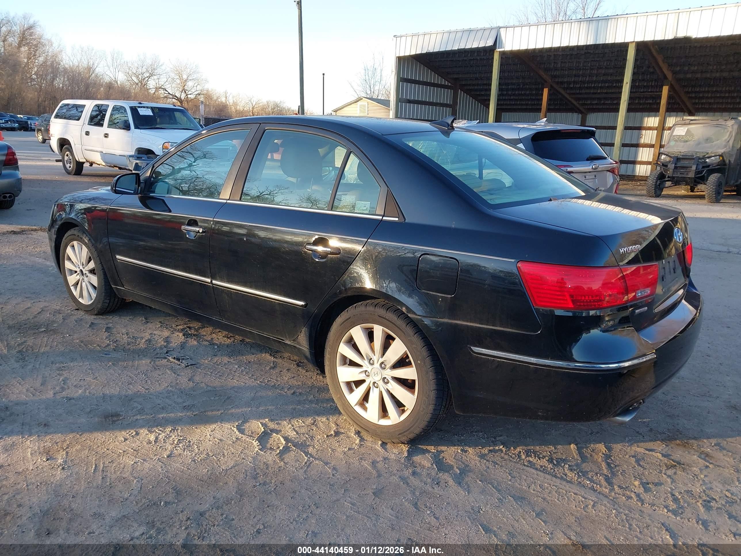HYUNDAI SONATA image 3