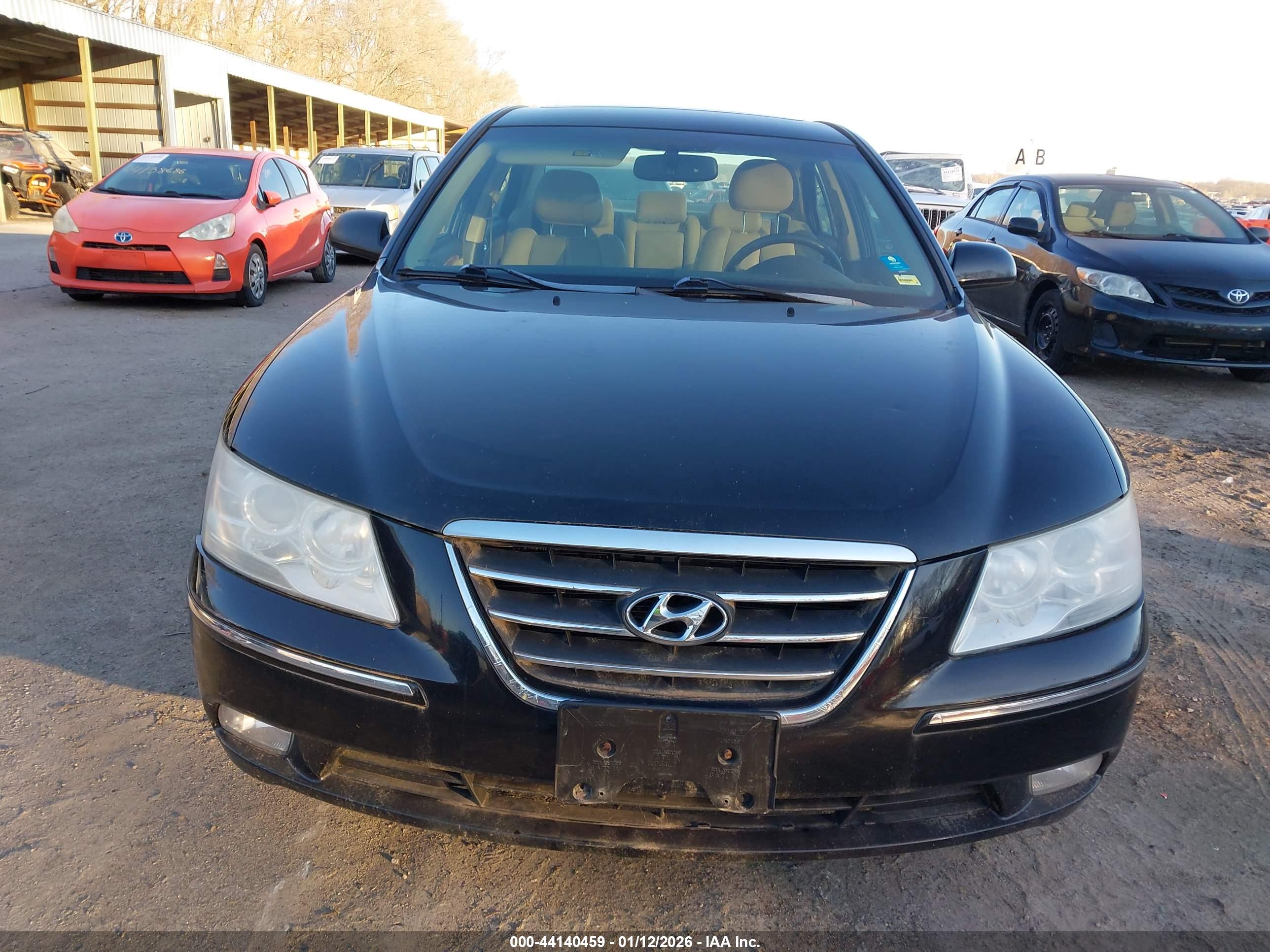 HYUNDAI SONATA image 6