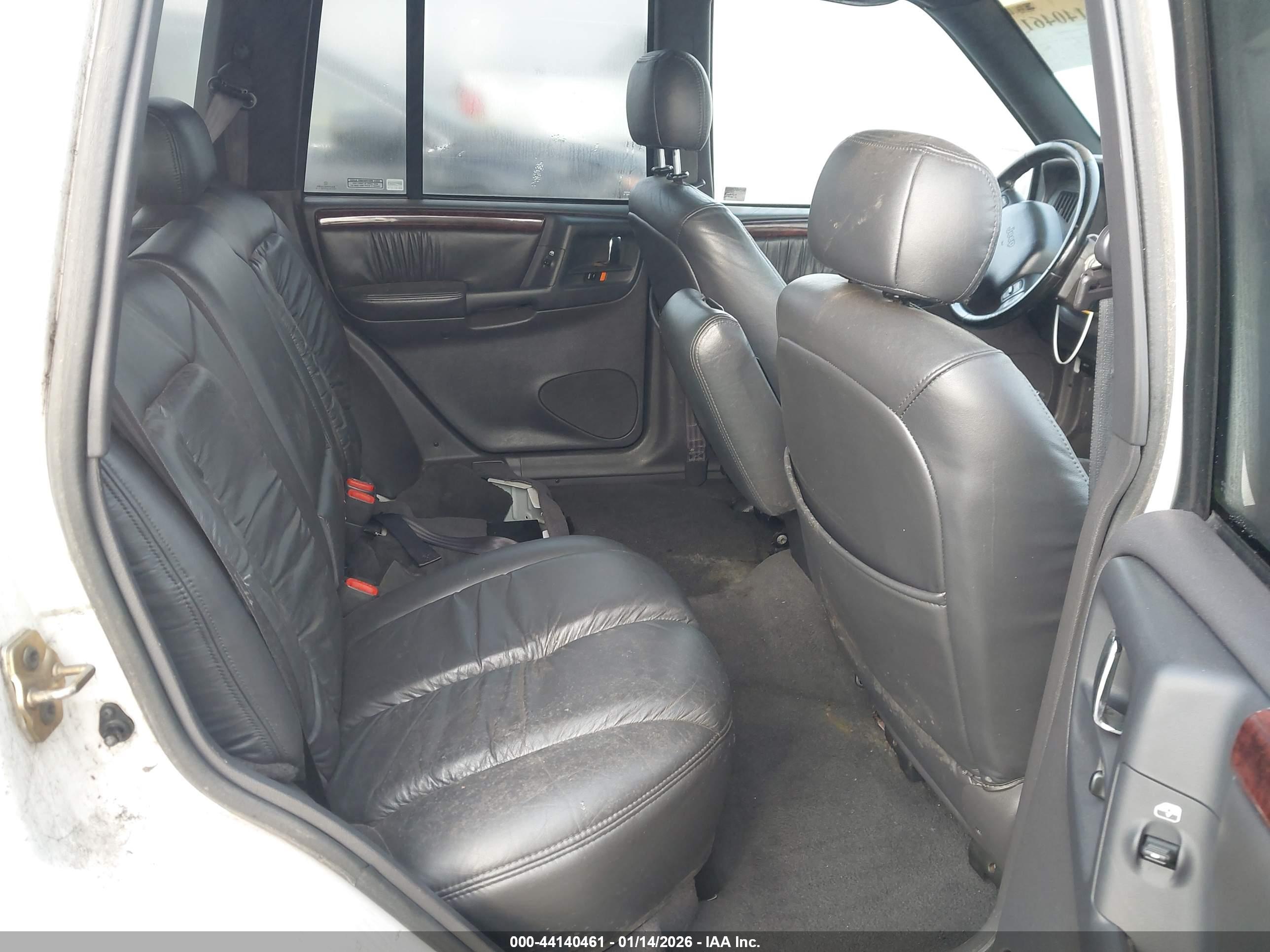 JEEP GRAND image 8