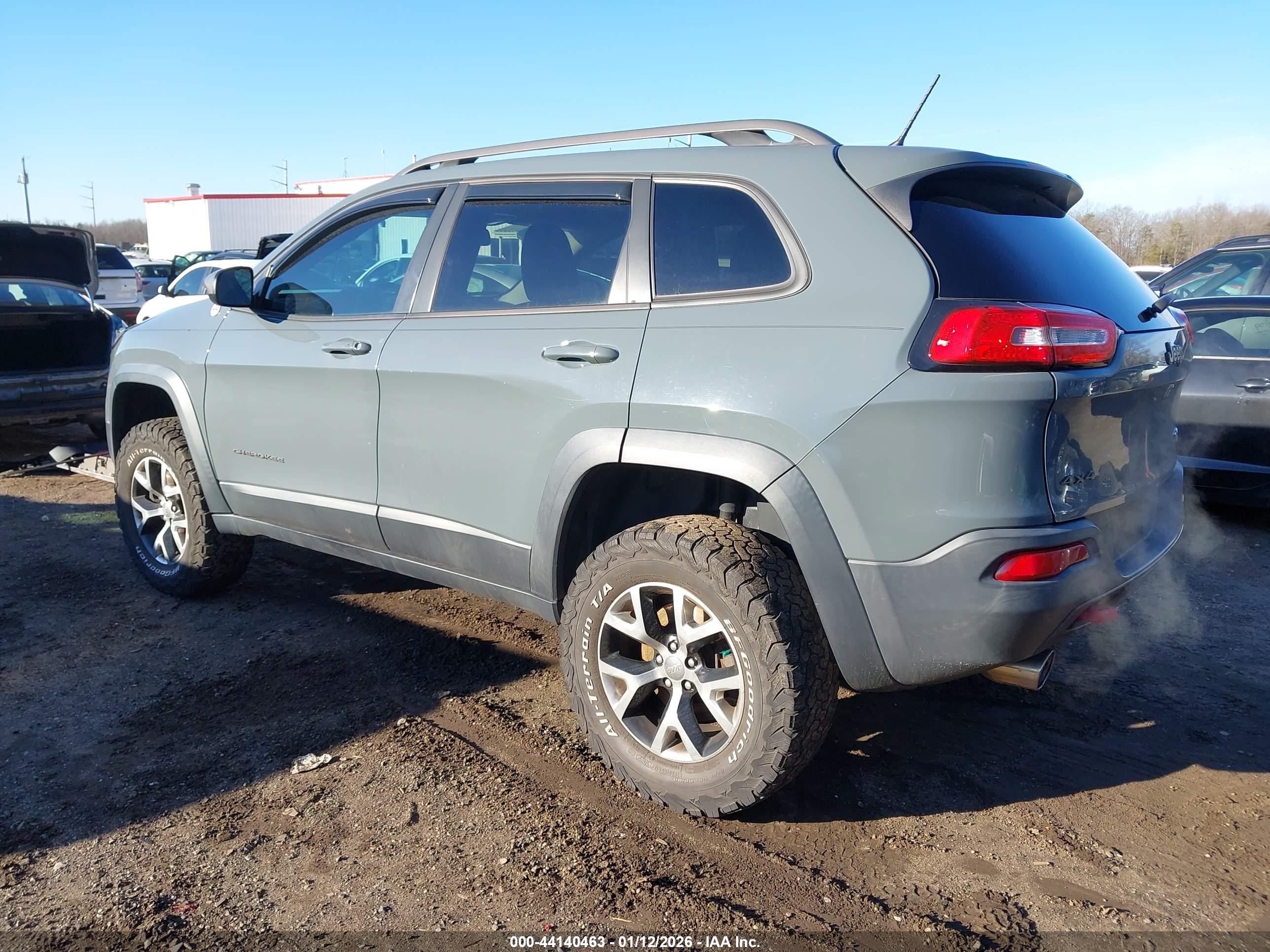 JEEP CHEROKEE image 3