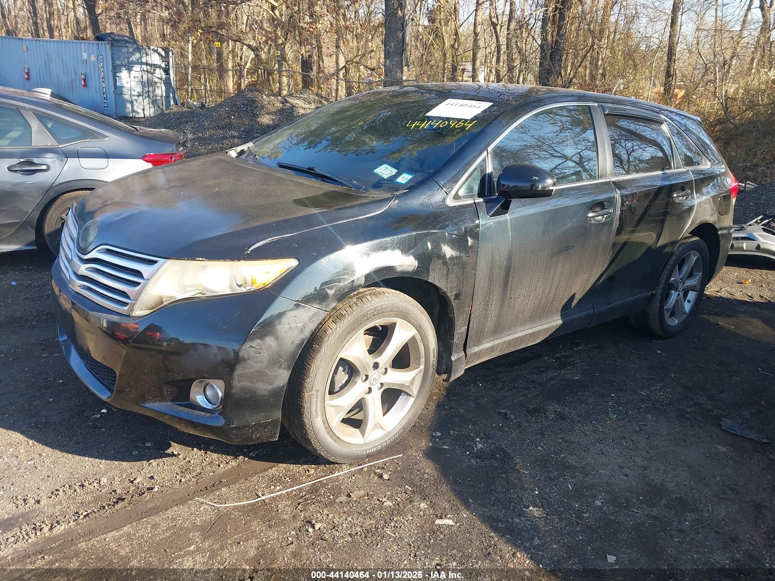 TOYOTA VENZA image 2