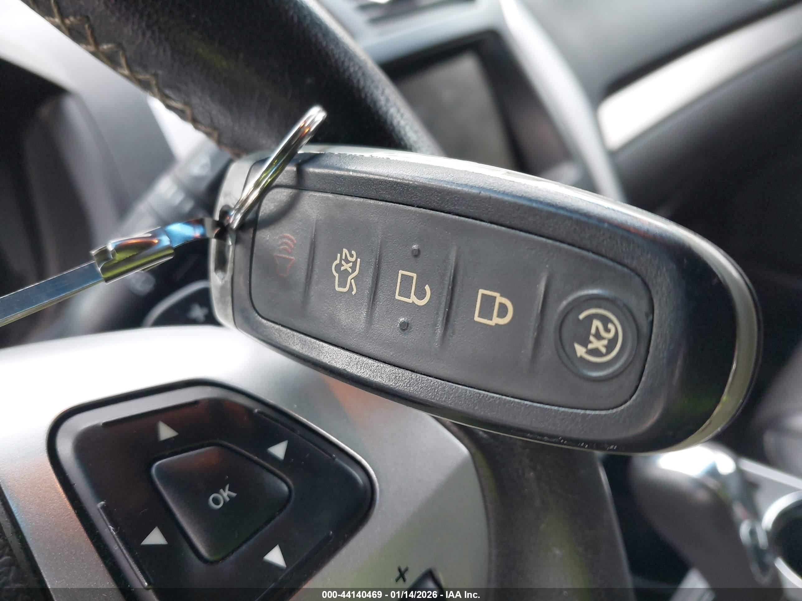 FORD EXPLORER image 11