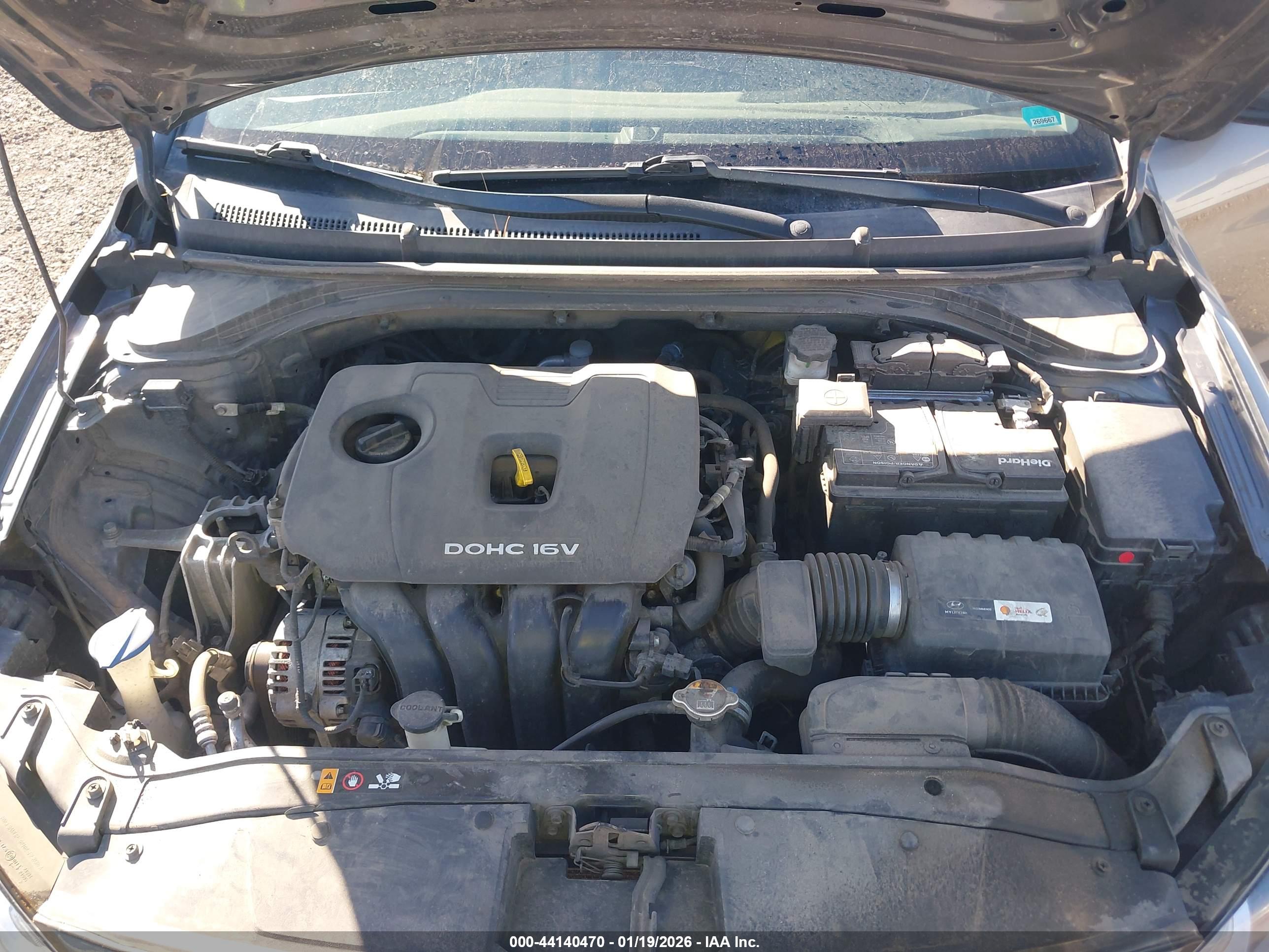 HYUNDAI ELANTRA image 10
