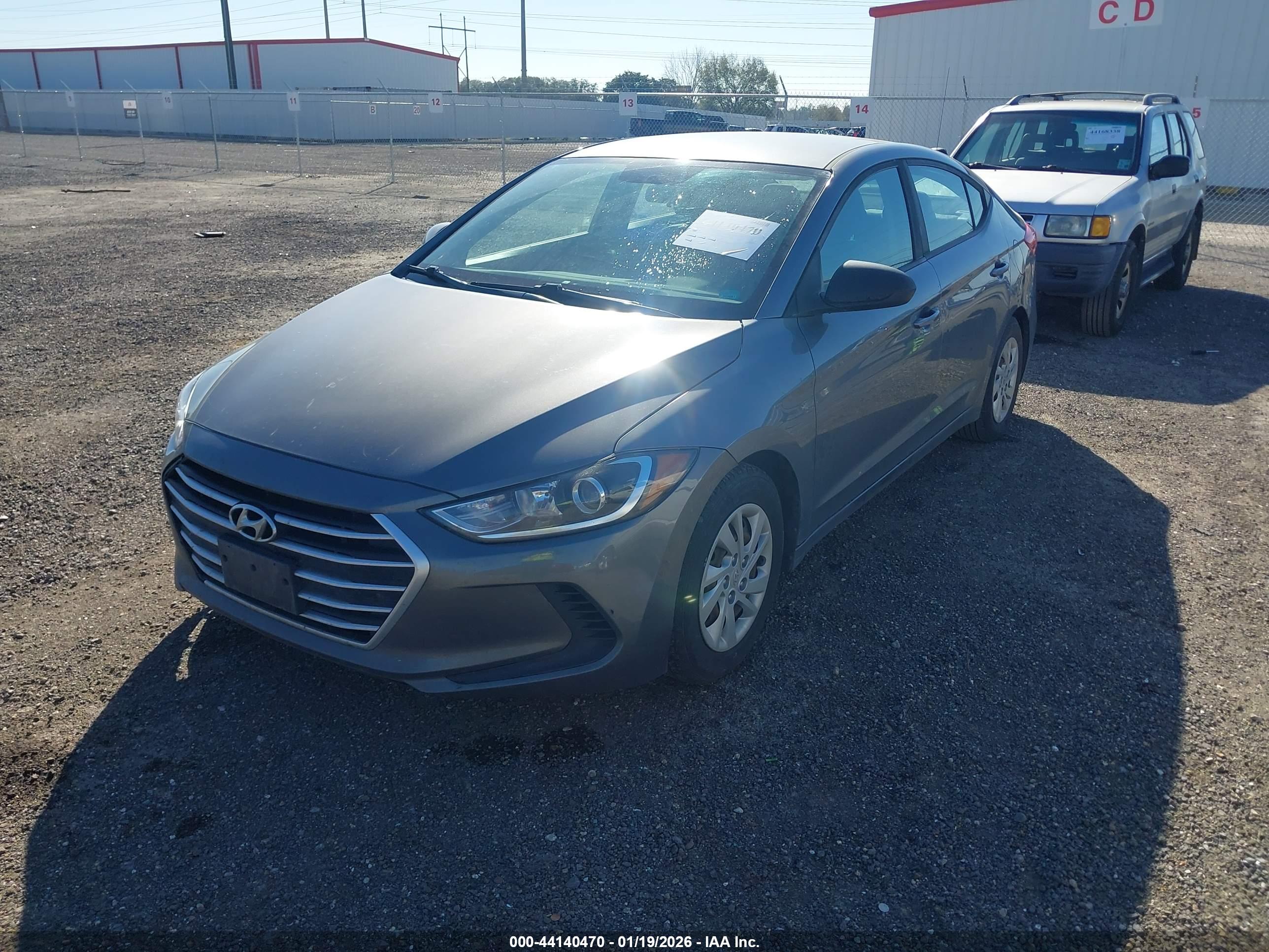 HYUNDAI ELANTRA image 2