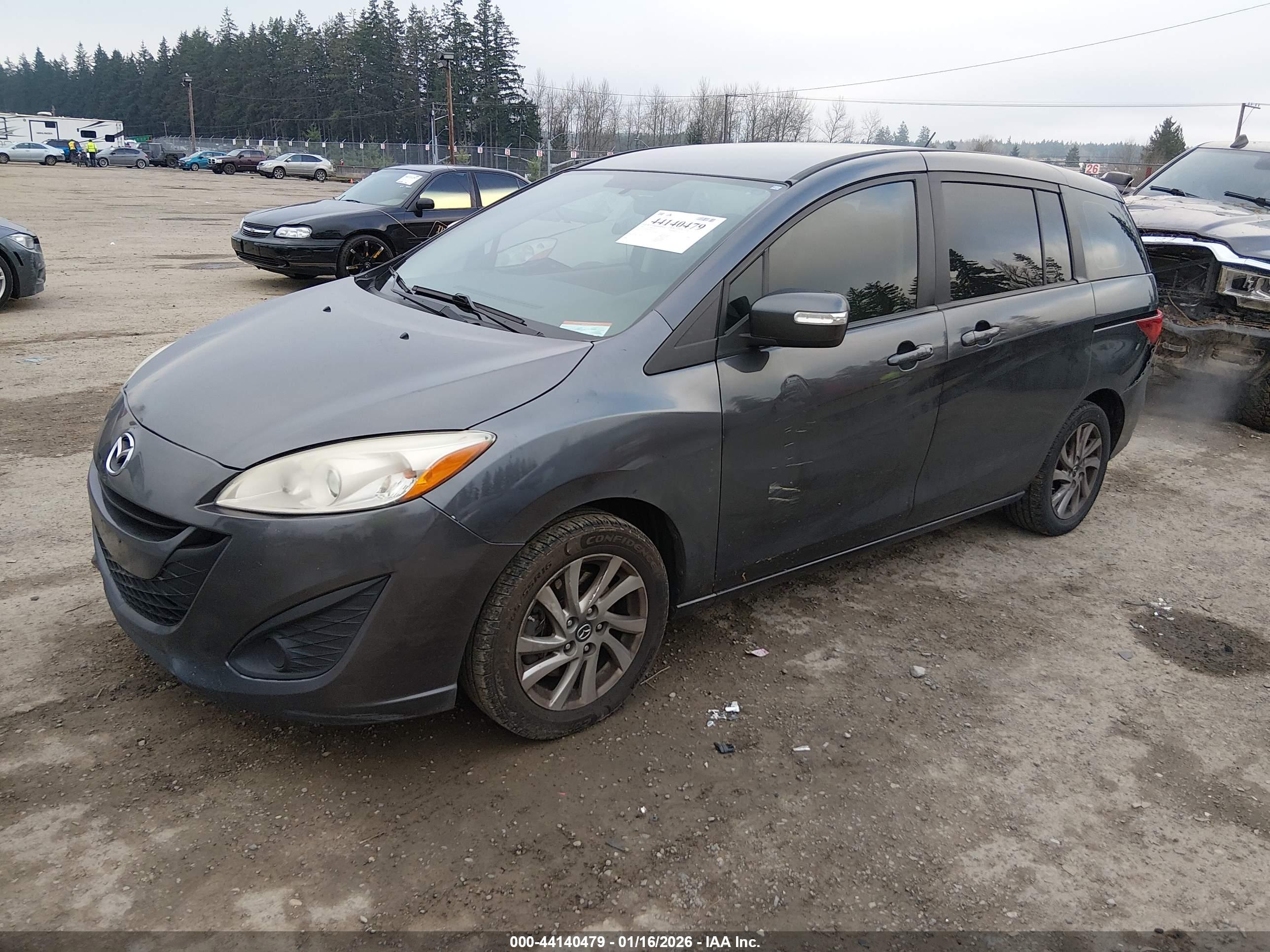 MAZDA MAZDA5 image 2