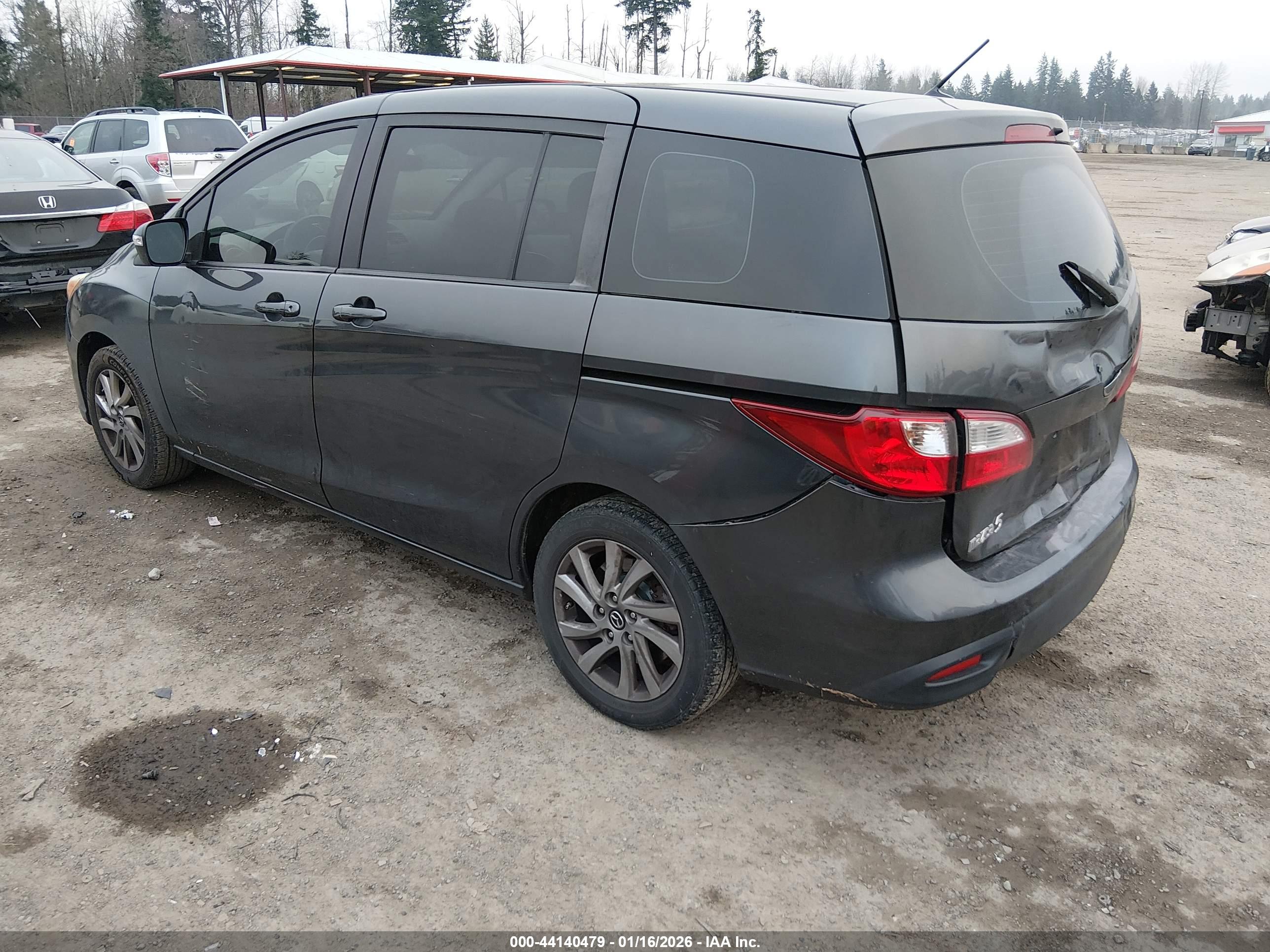 MAZDA MAZDA5 image 3