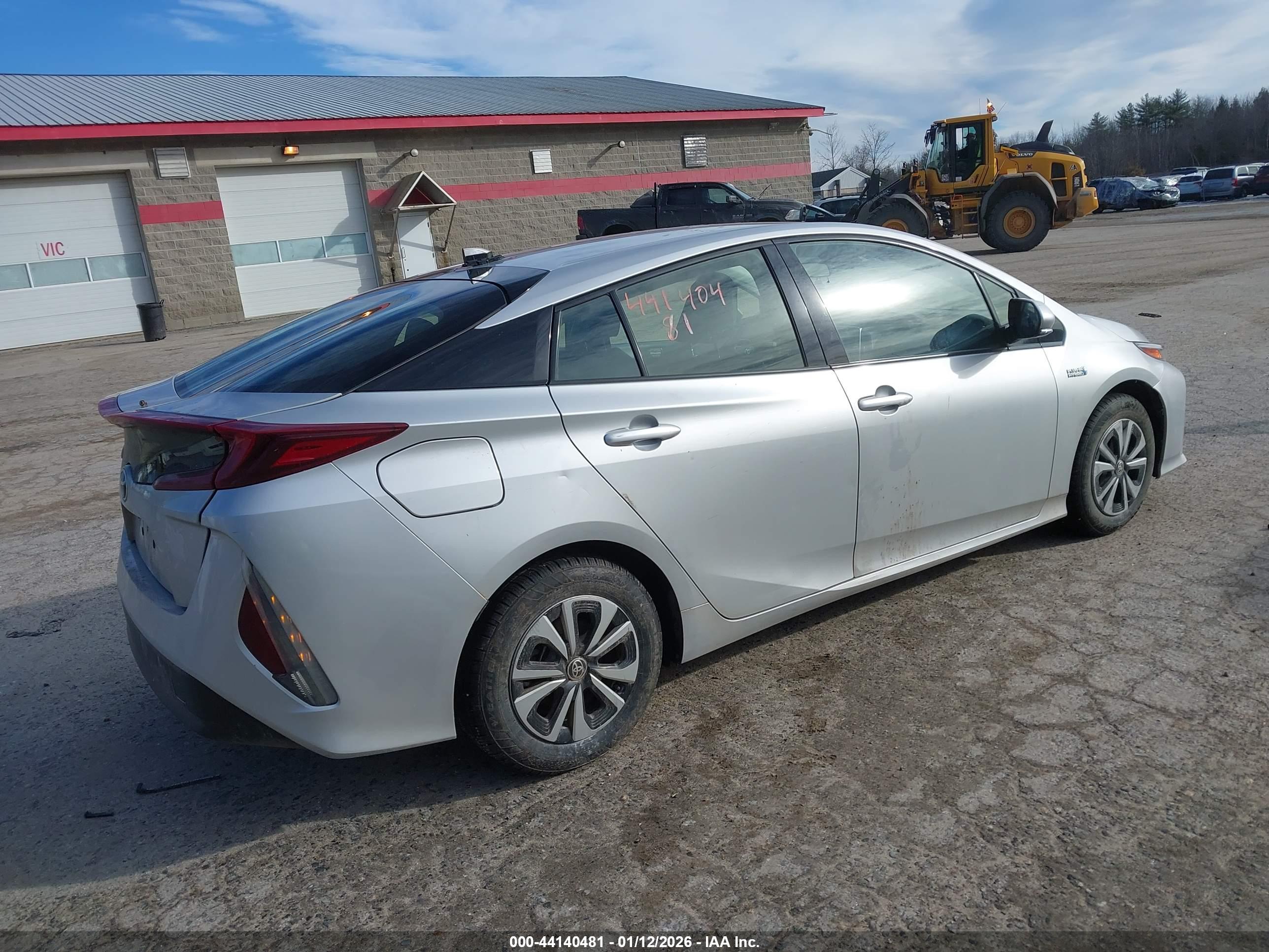 TOYOTA PRIUS image 4