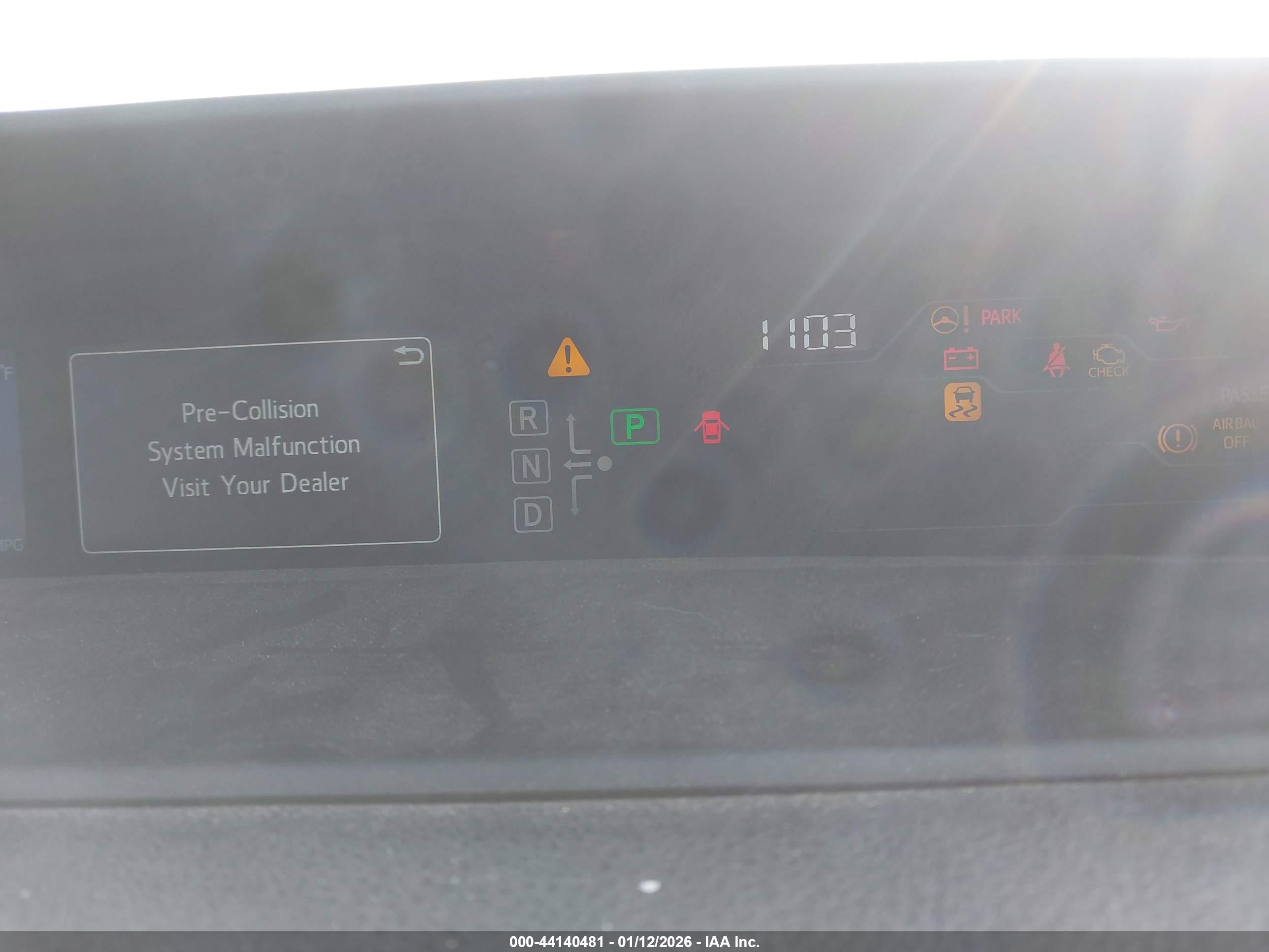 TOYOTA PRIUS image 7