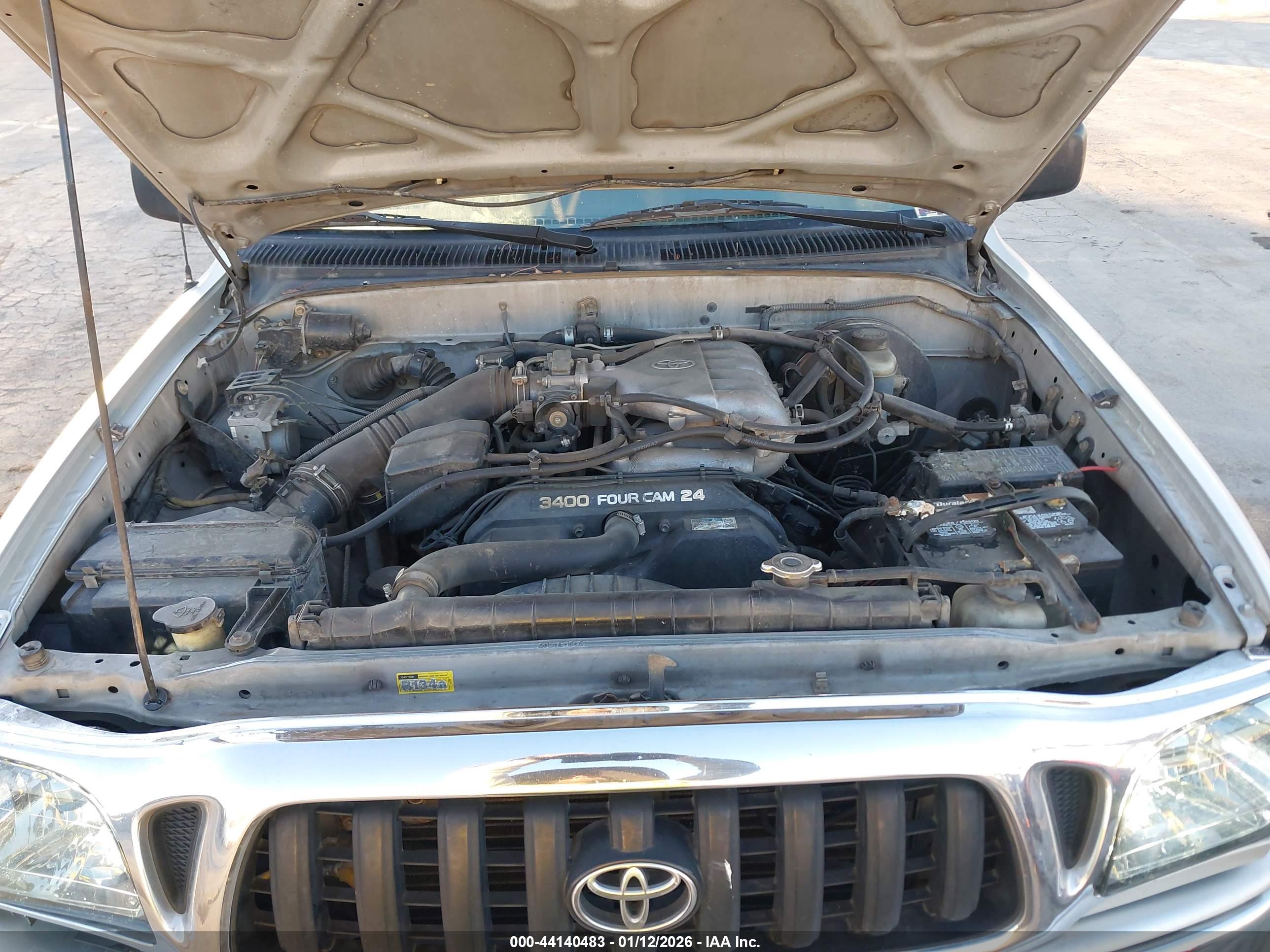 TOYOTA TACOMA image 10