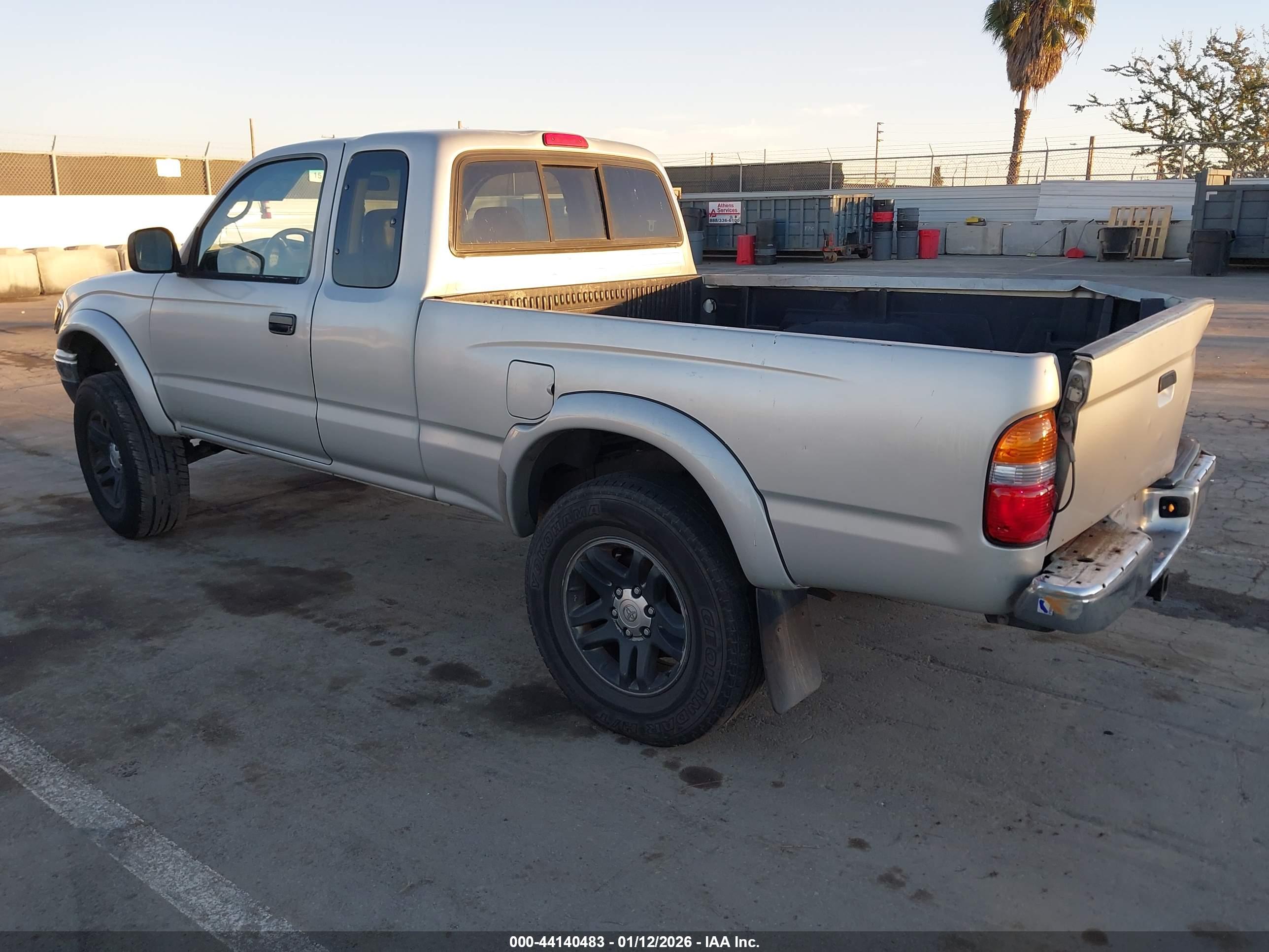 TOYOTA TACOMA image 3