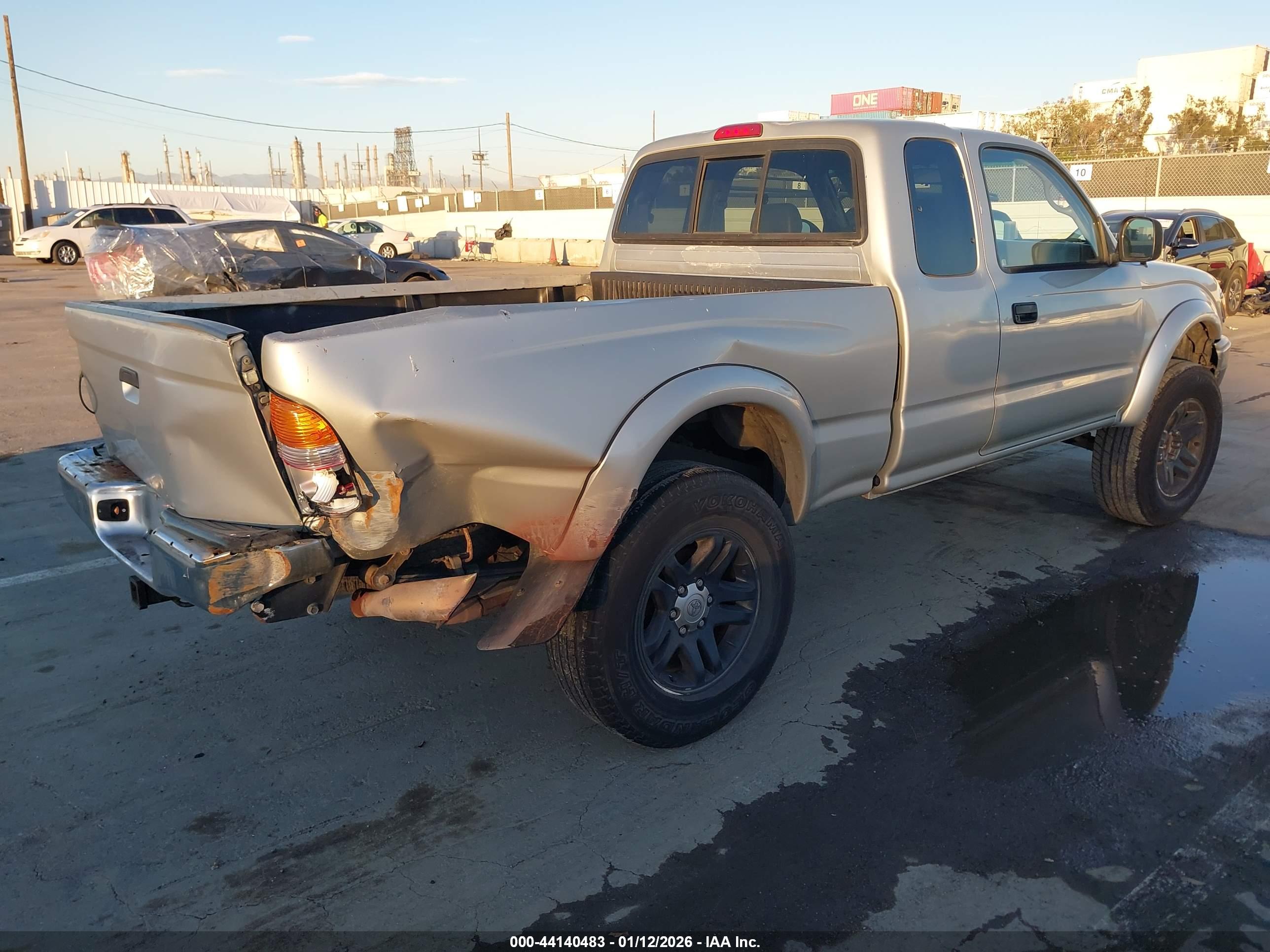 TOYOTA TACOMA image 4
