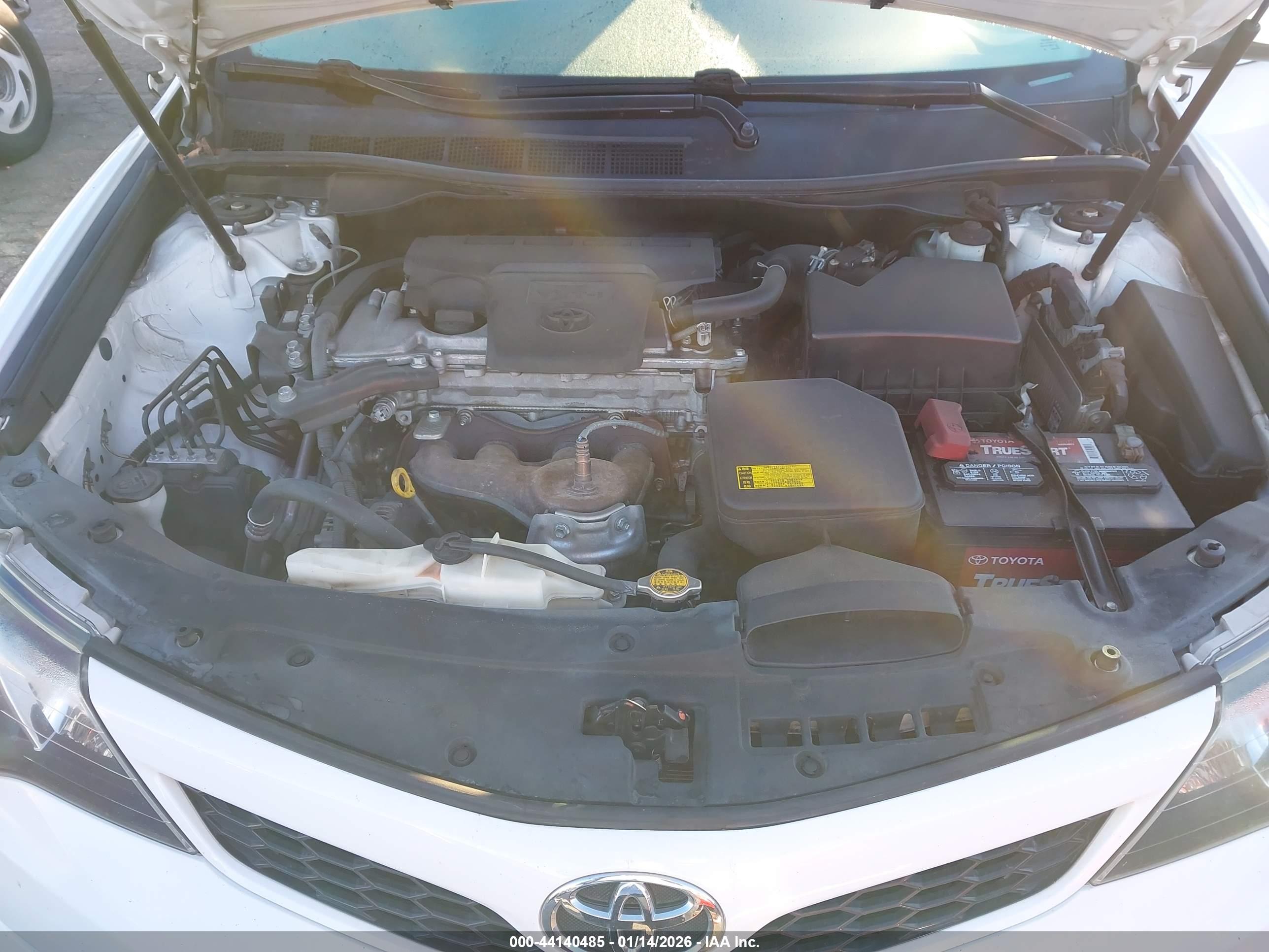 TOYOTA CAMRY image 10