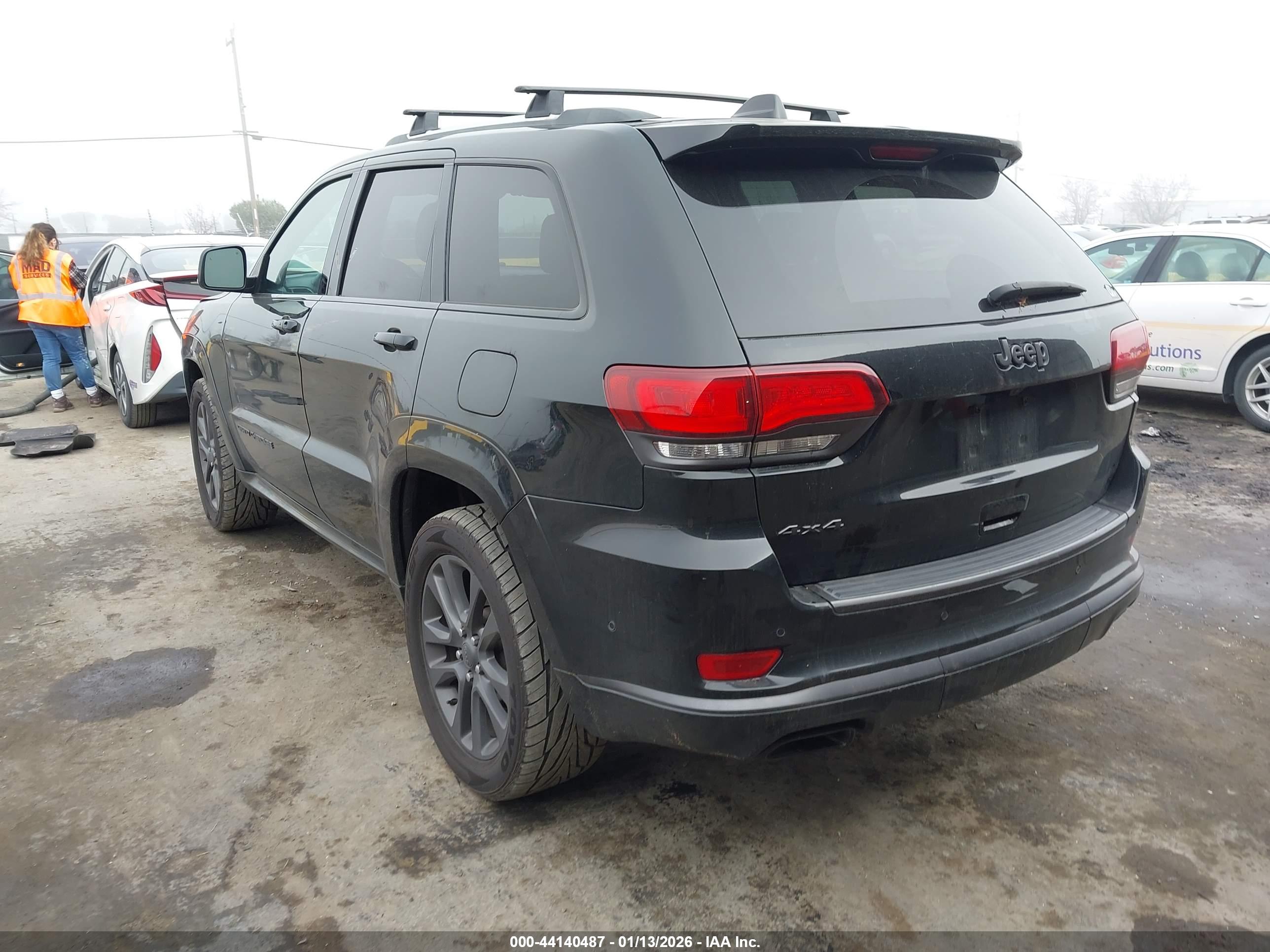 JEEP GRAND image 3