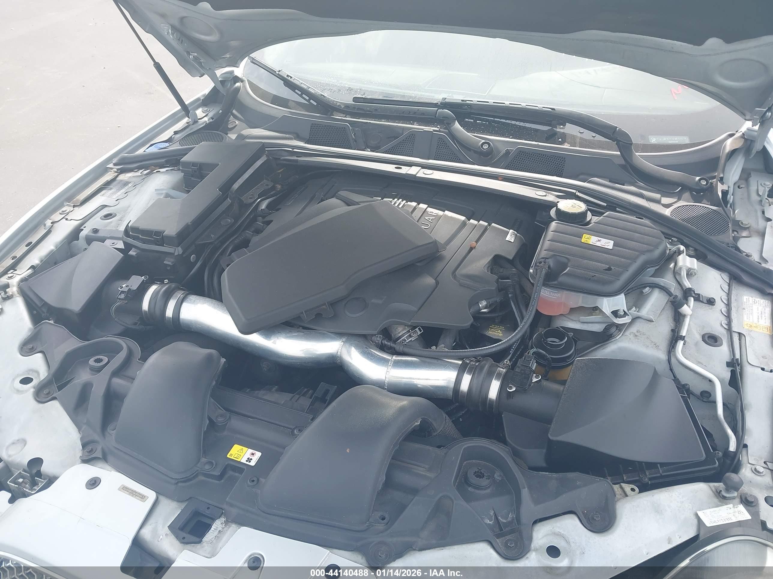 JAGUAR XF image 10