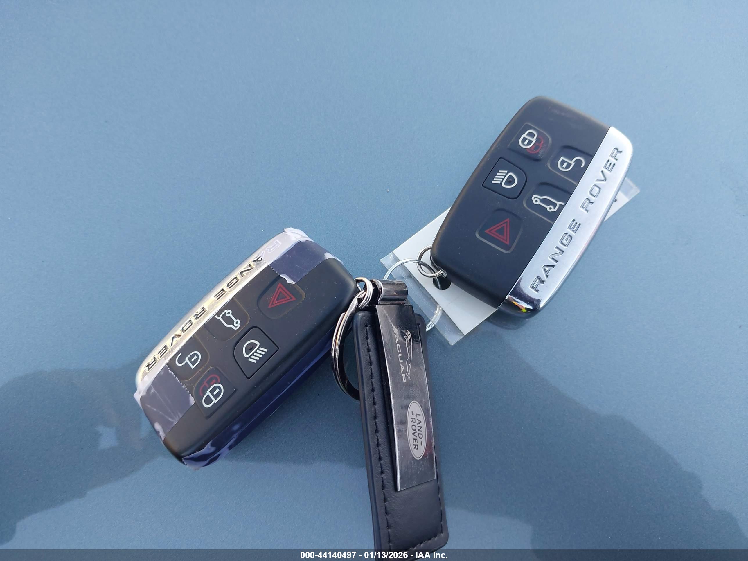 LAND ROVER image 11