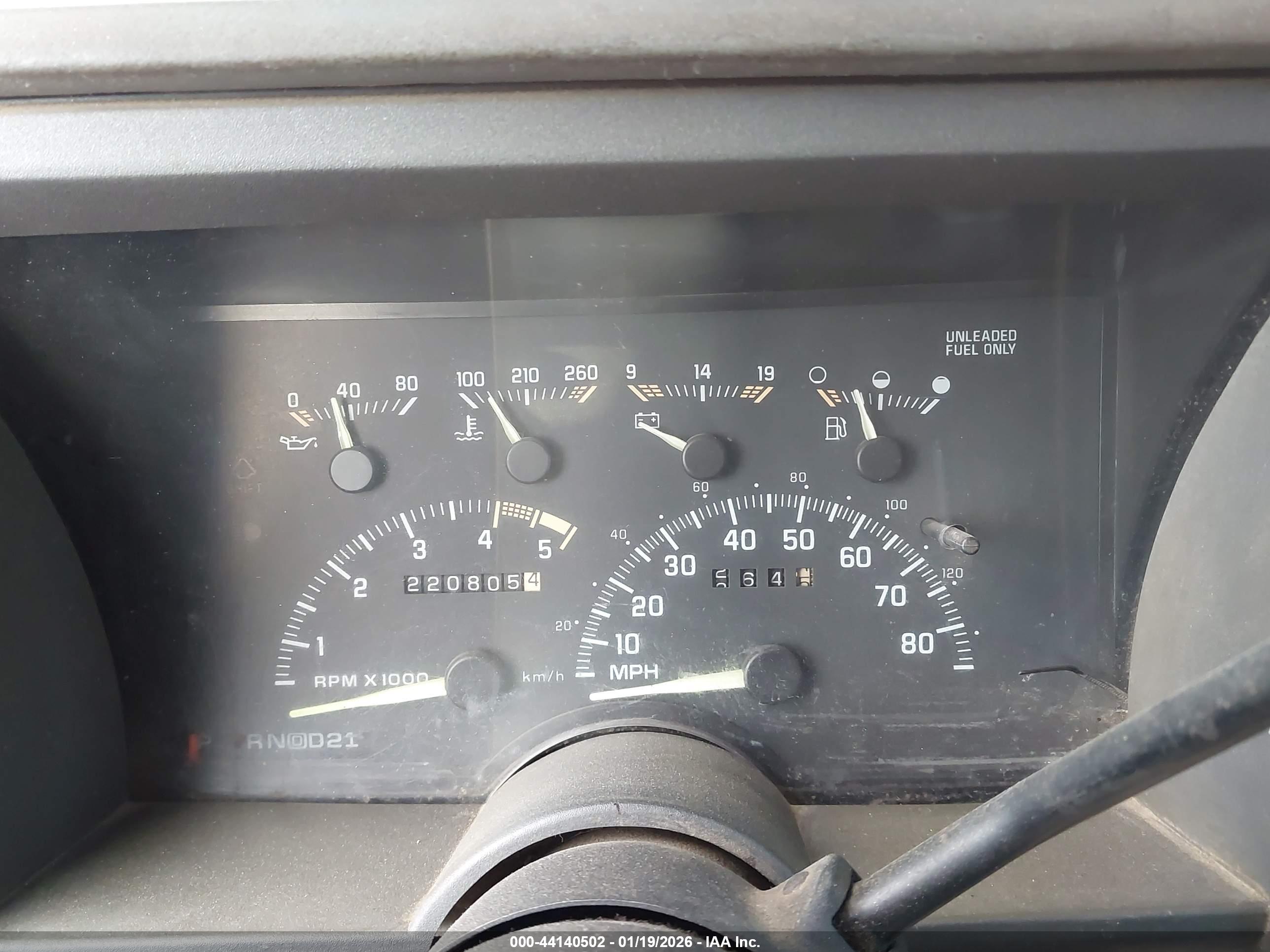 CHEVROLET GMT-400 image 7