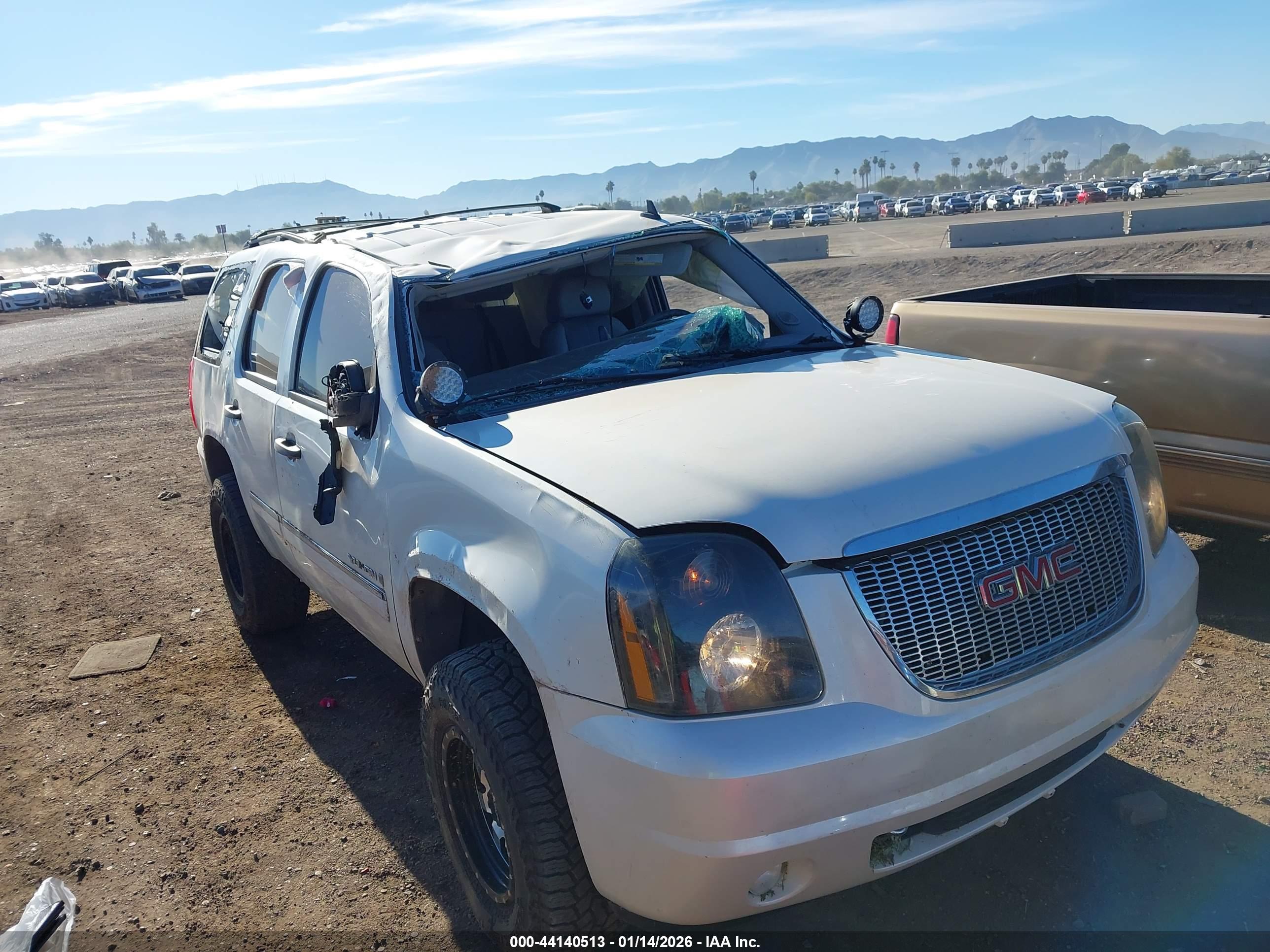 GMC YUKON image 6