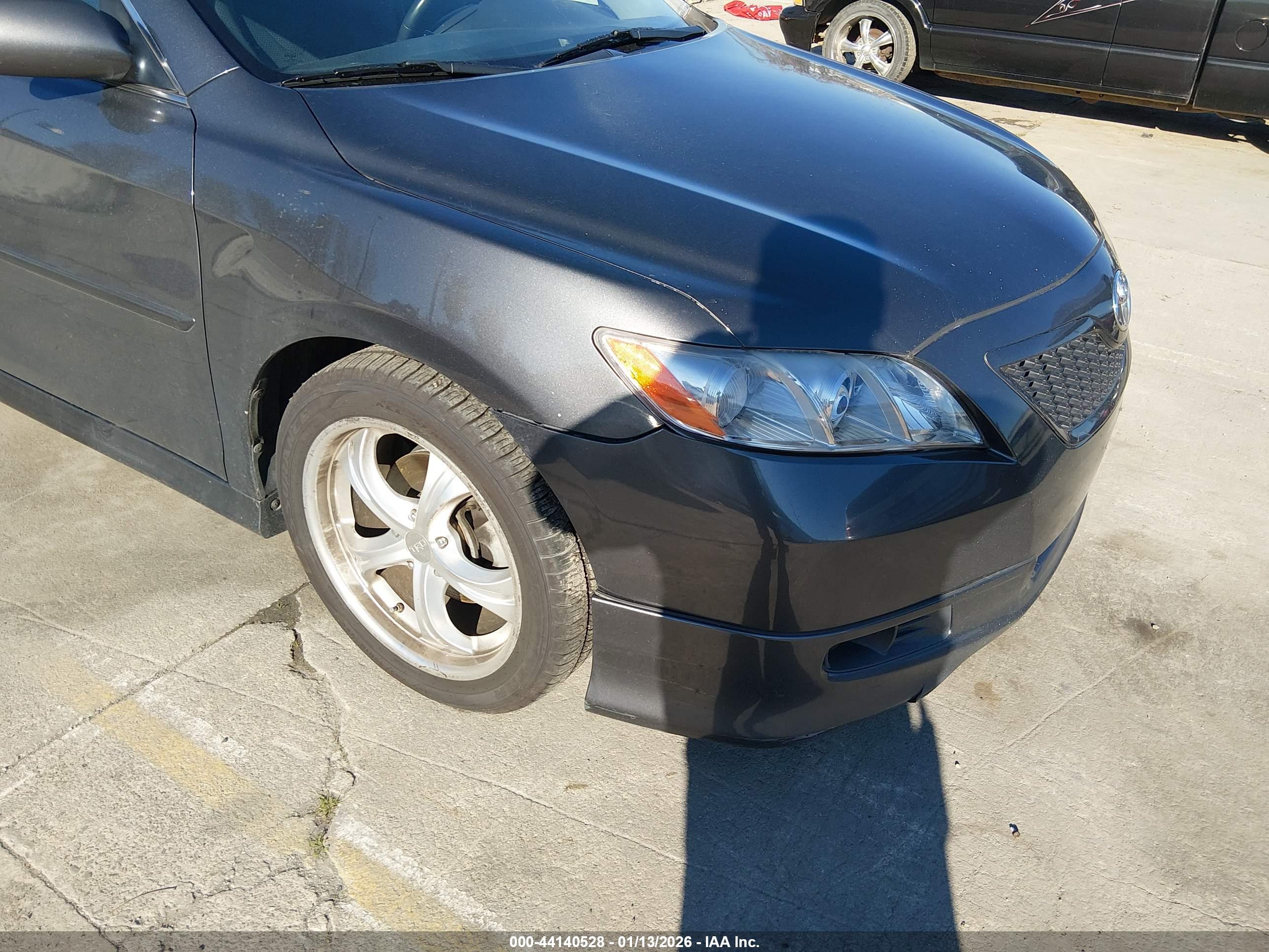 TOYOTA CAMRY image 6