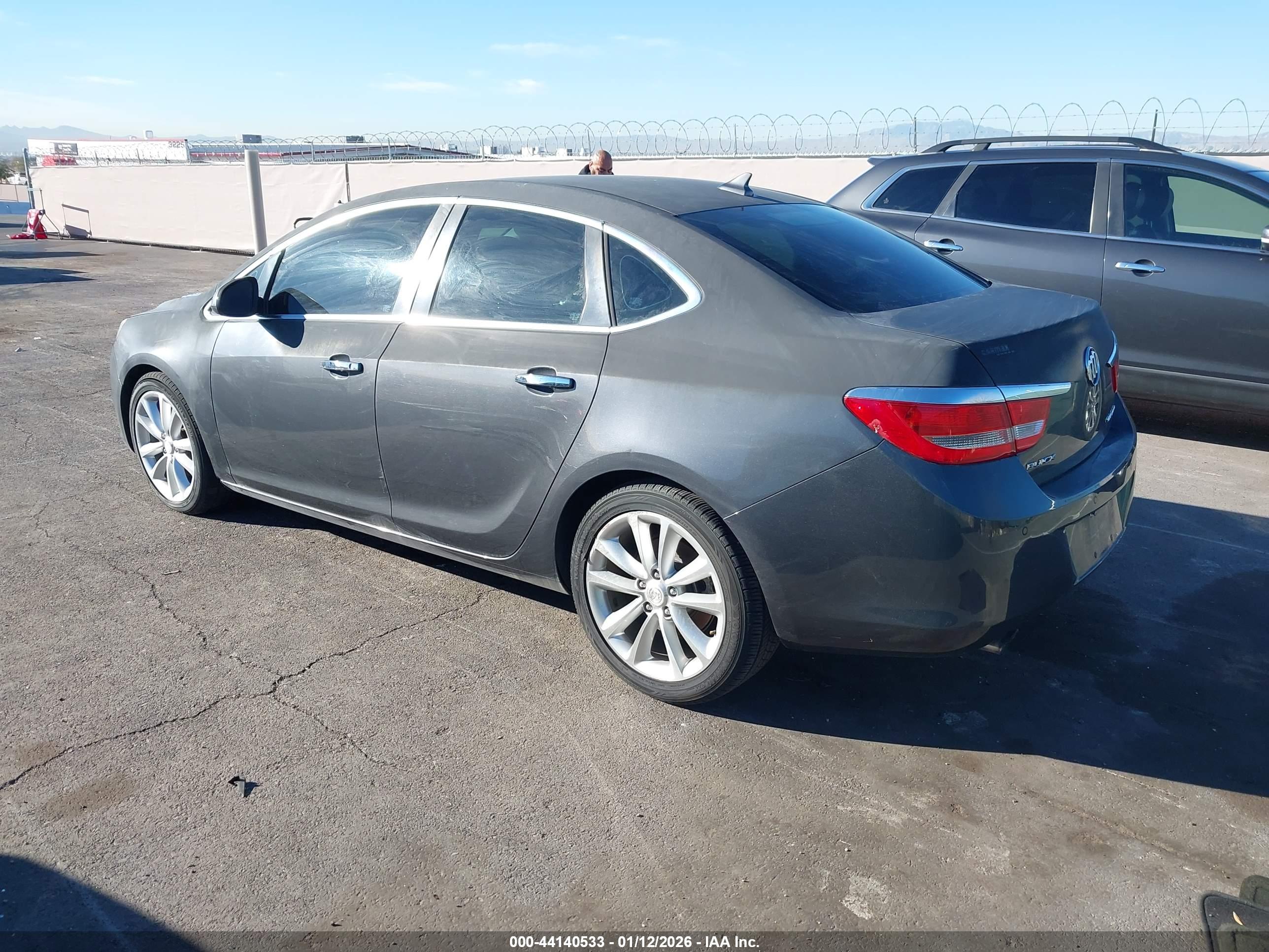 BUICK VERANO image 3