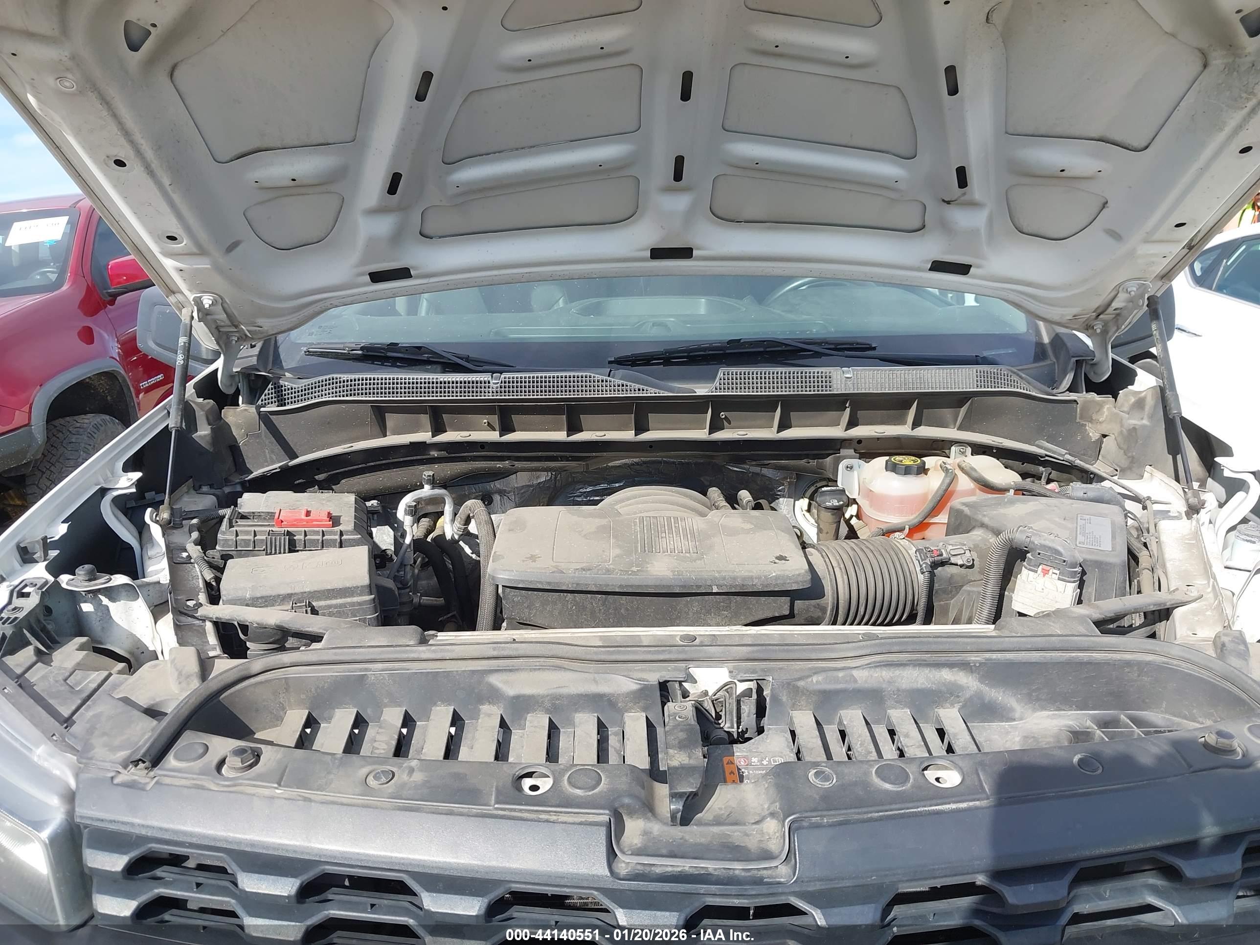 CHEVROLET SILVERADO image 10