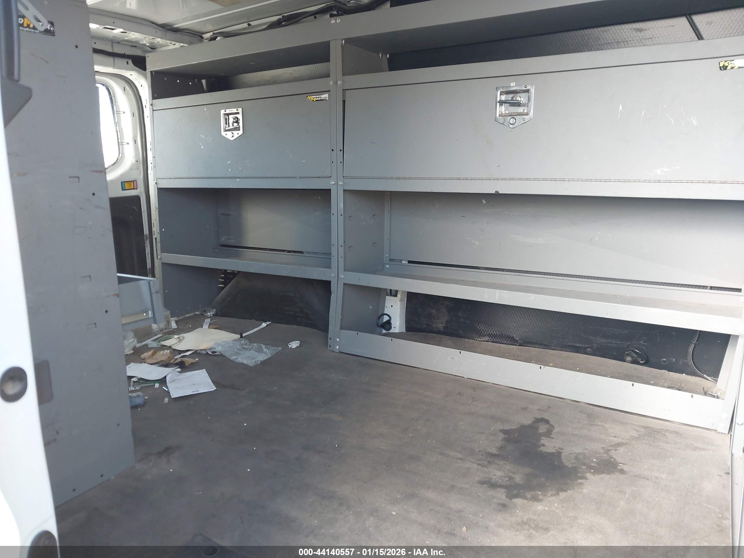 FORD TRANSIT-150 image 8