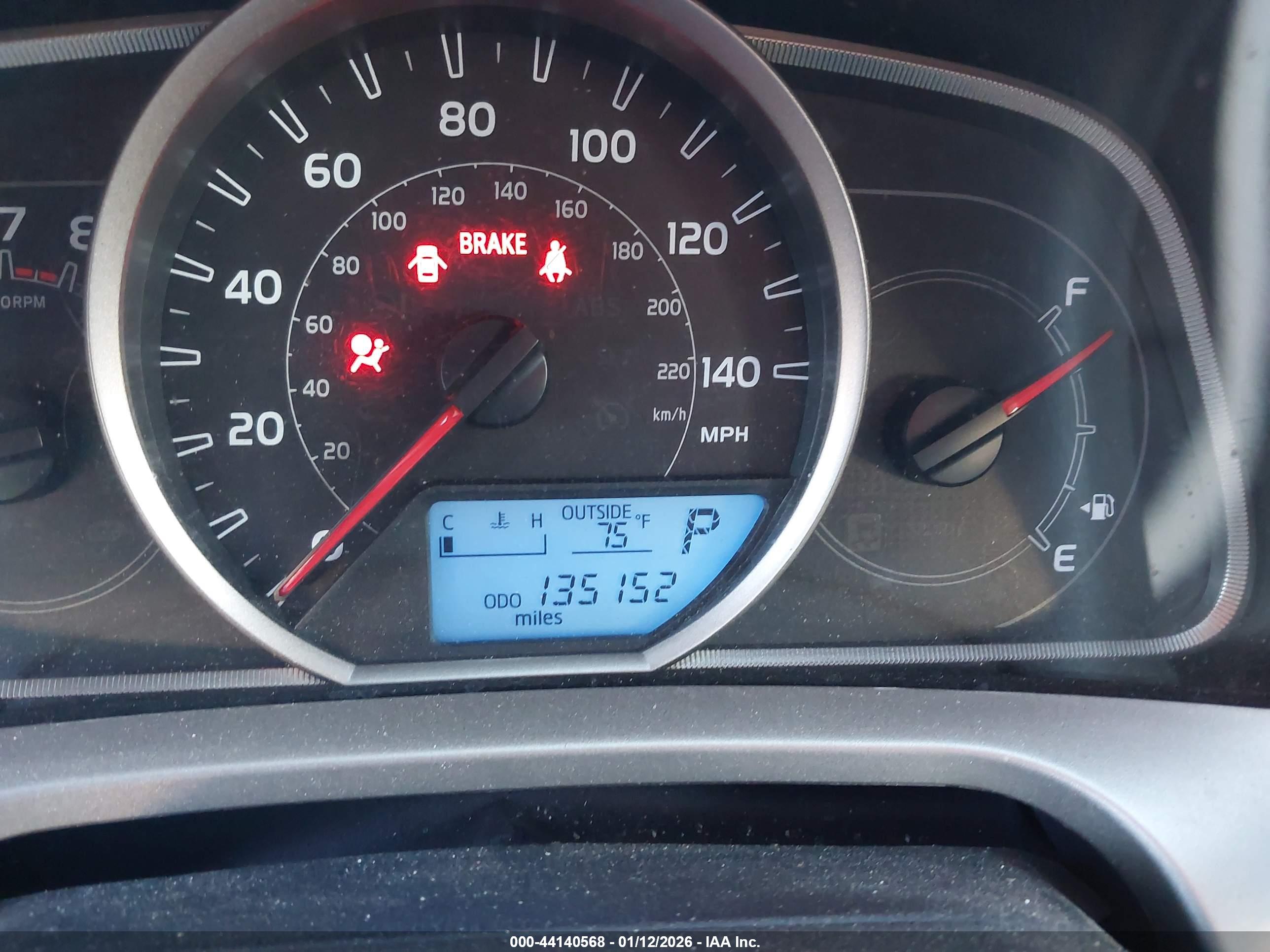 TOYOTA RAV4 image 7