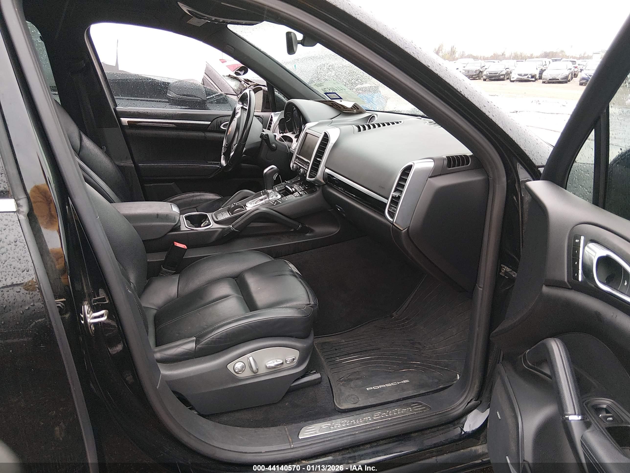 PORSCHE CAYENNE image 5
