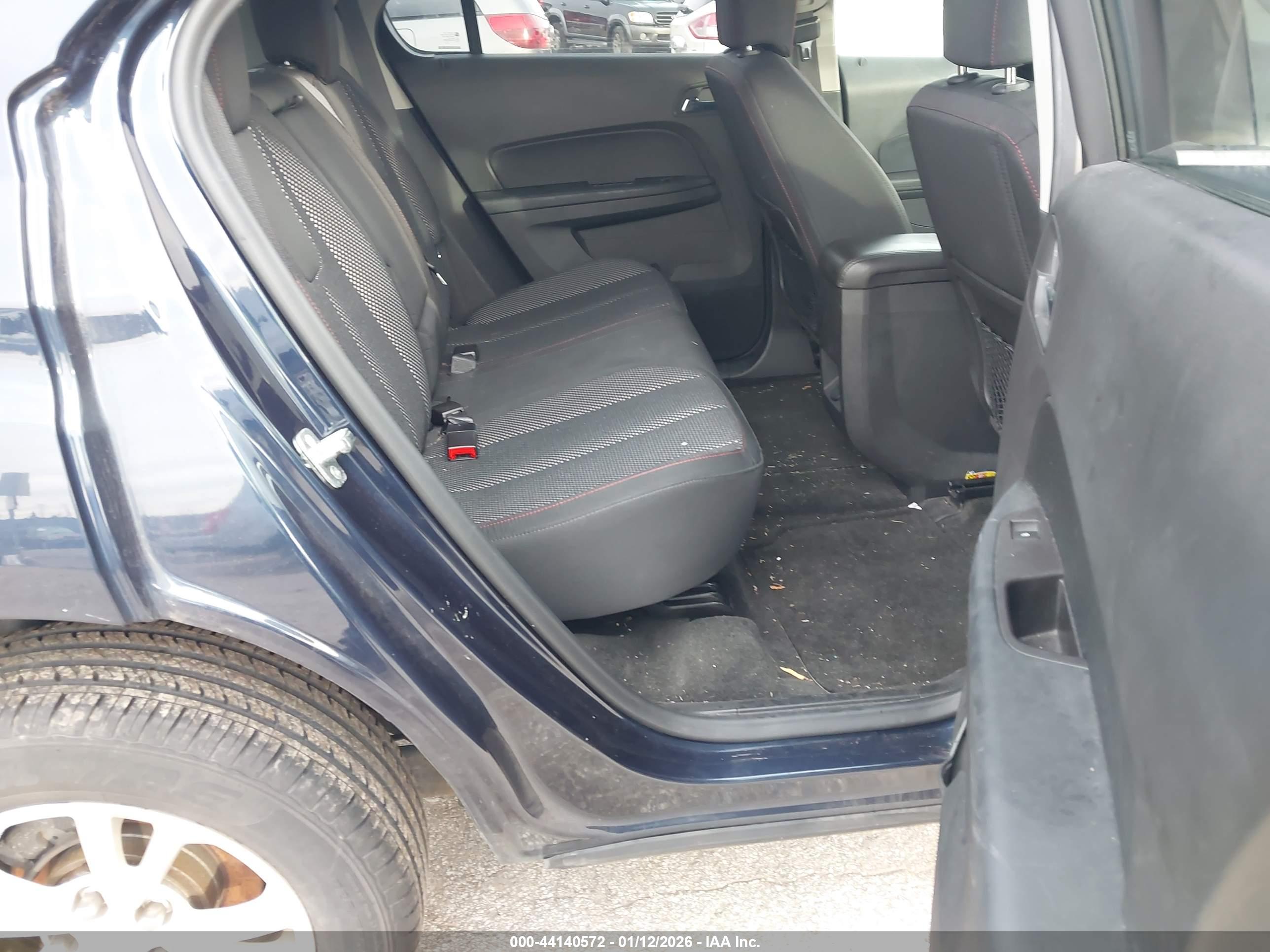 CHEVROLET EQUINOX image 8