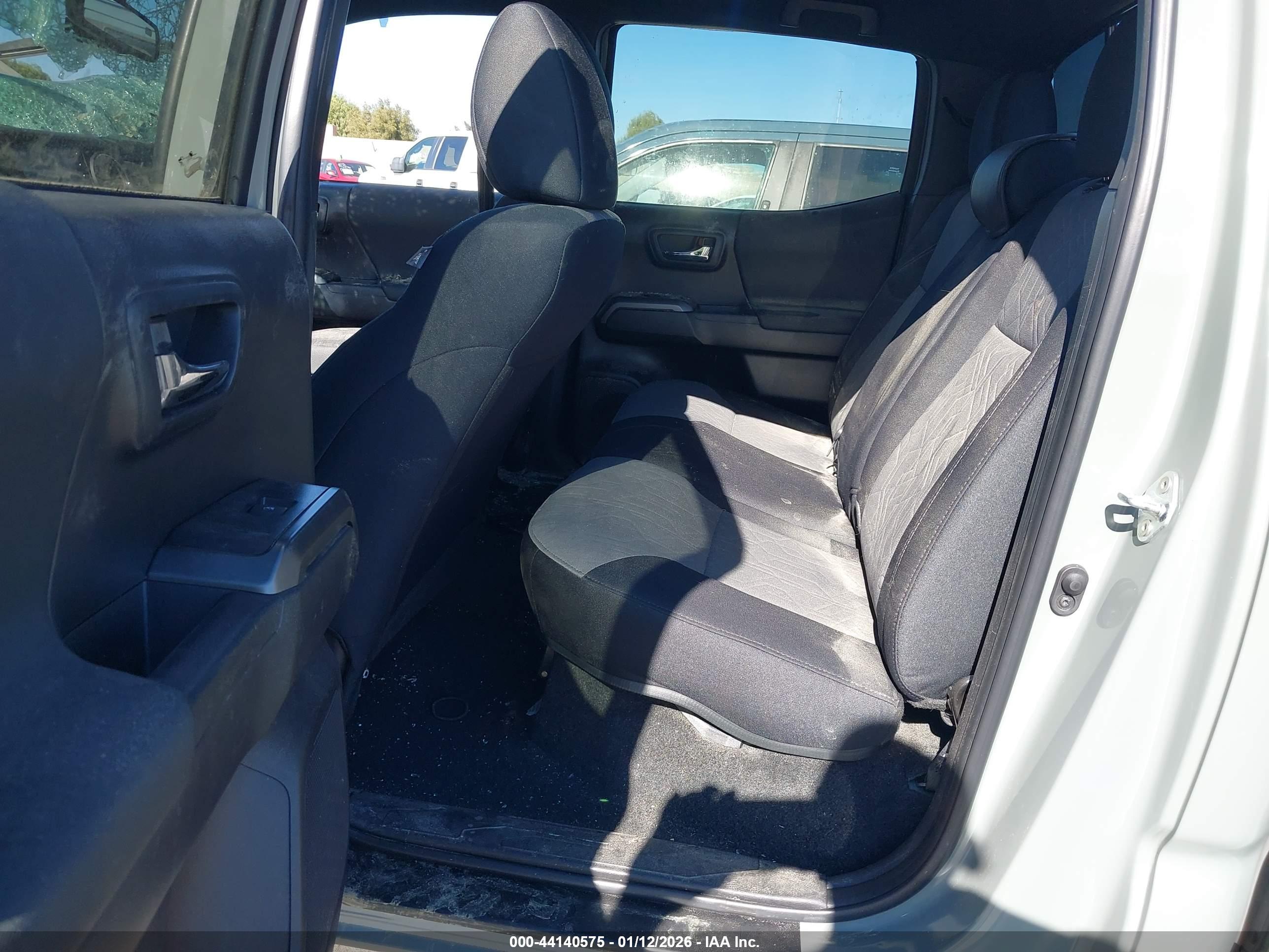 TOYOTA TACOMA image 8