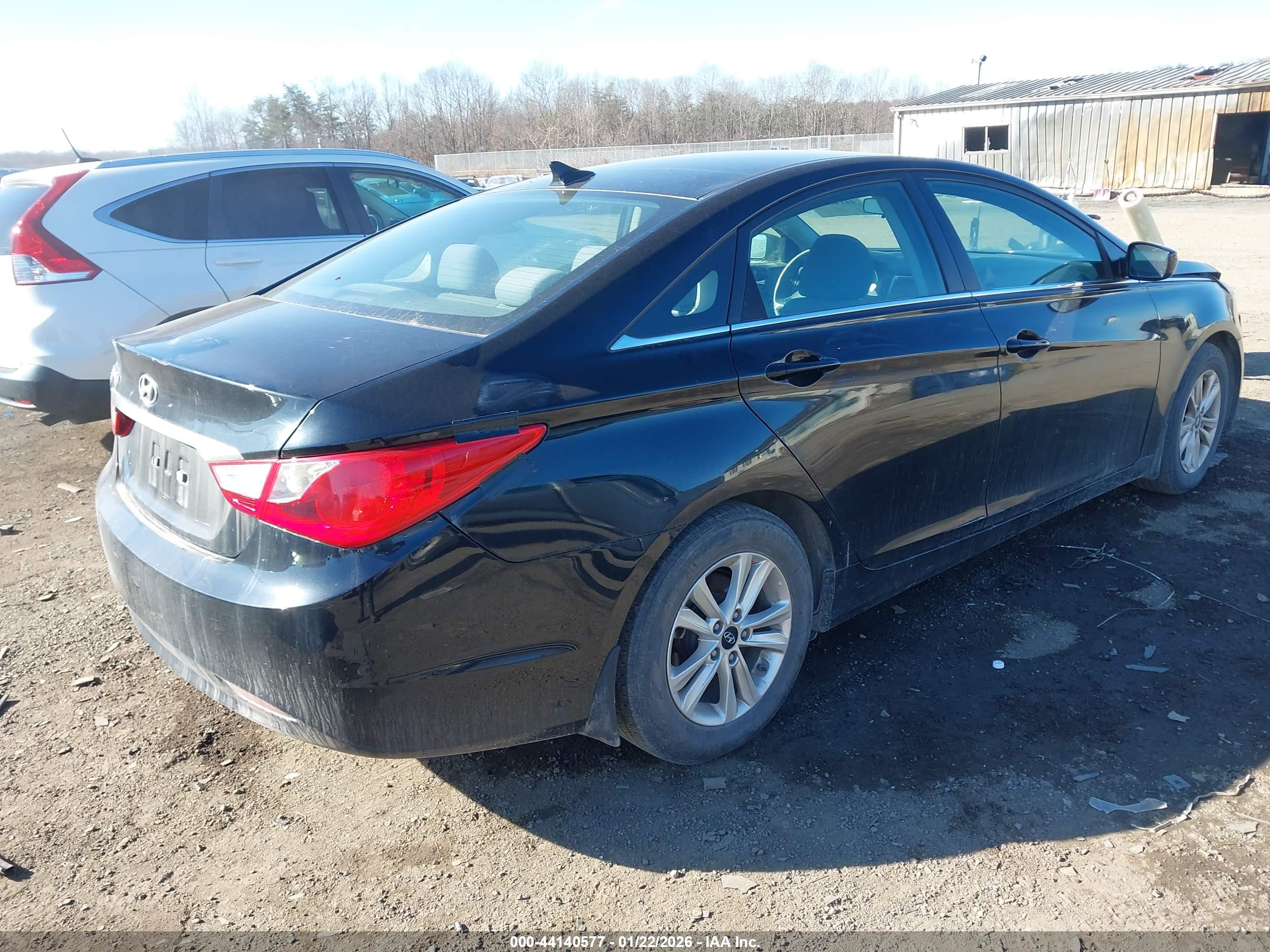 HYUNDAI SONATA image 4