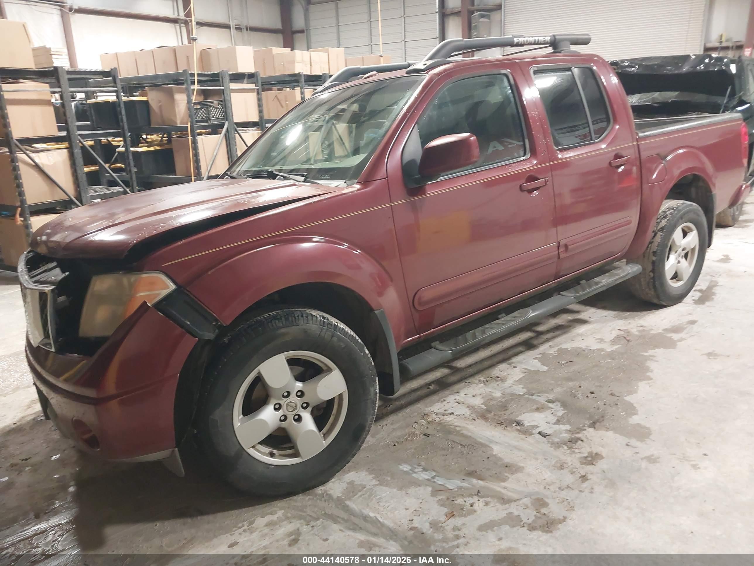 NISSAN FRONTIER image 2