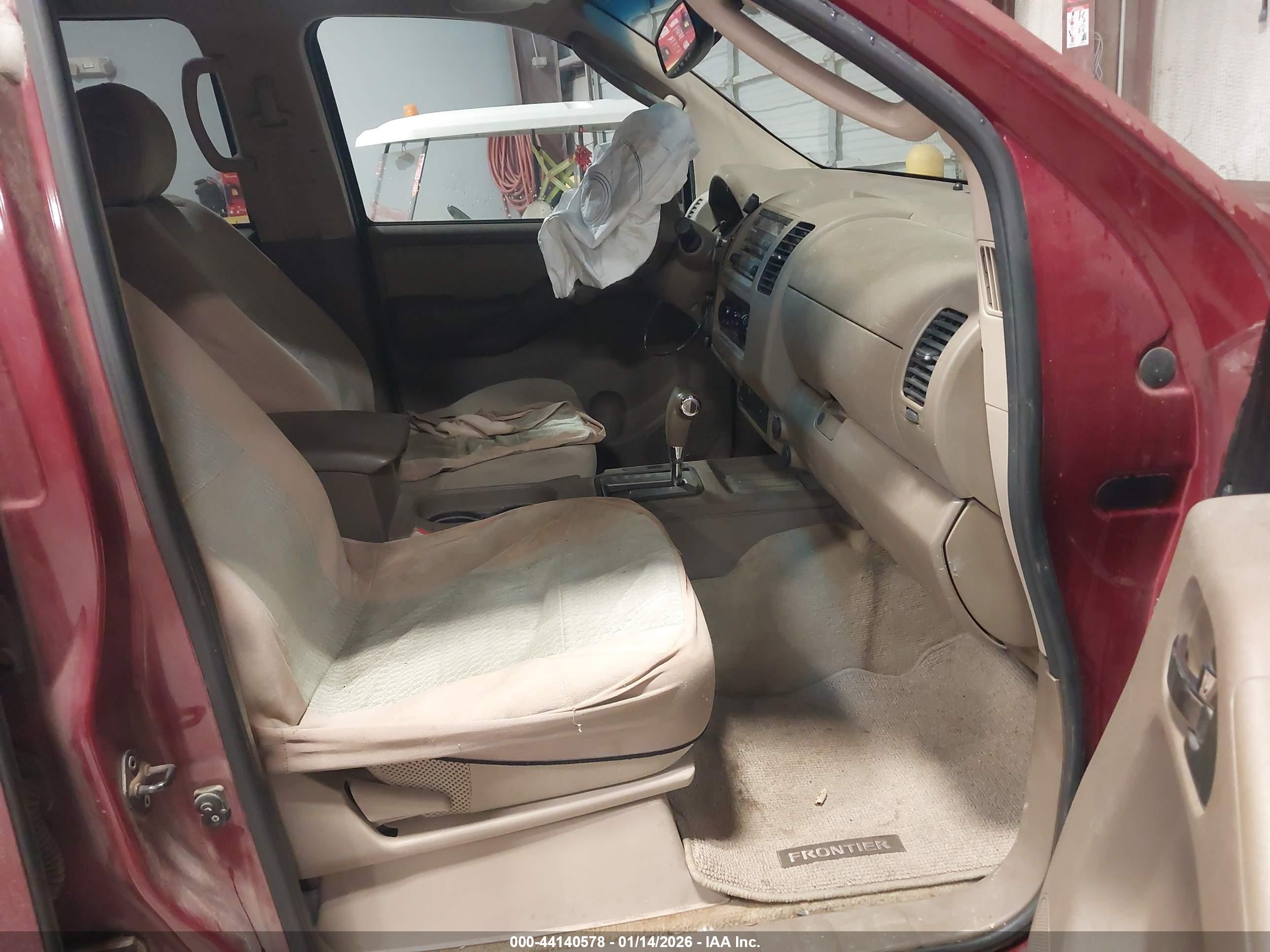 NISSAN FRONTIER image 5