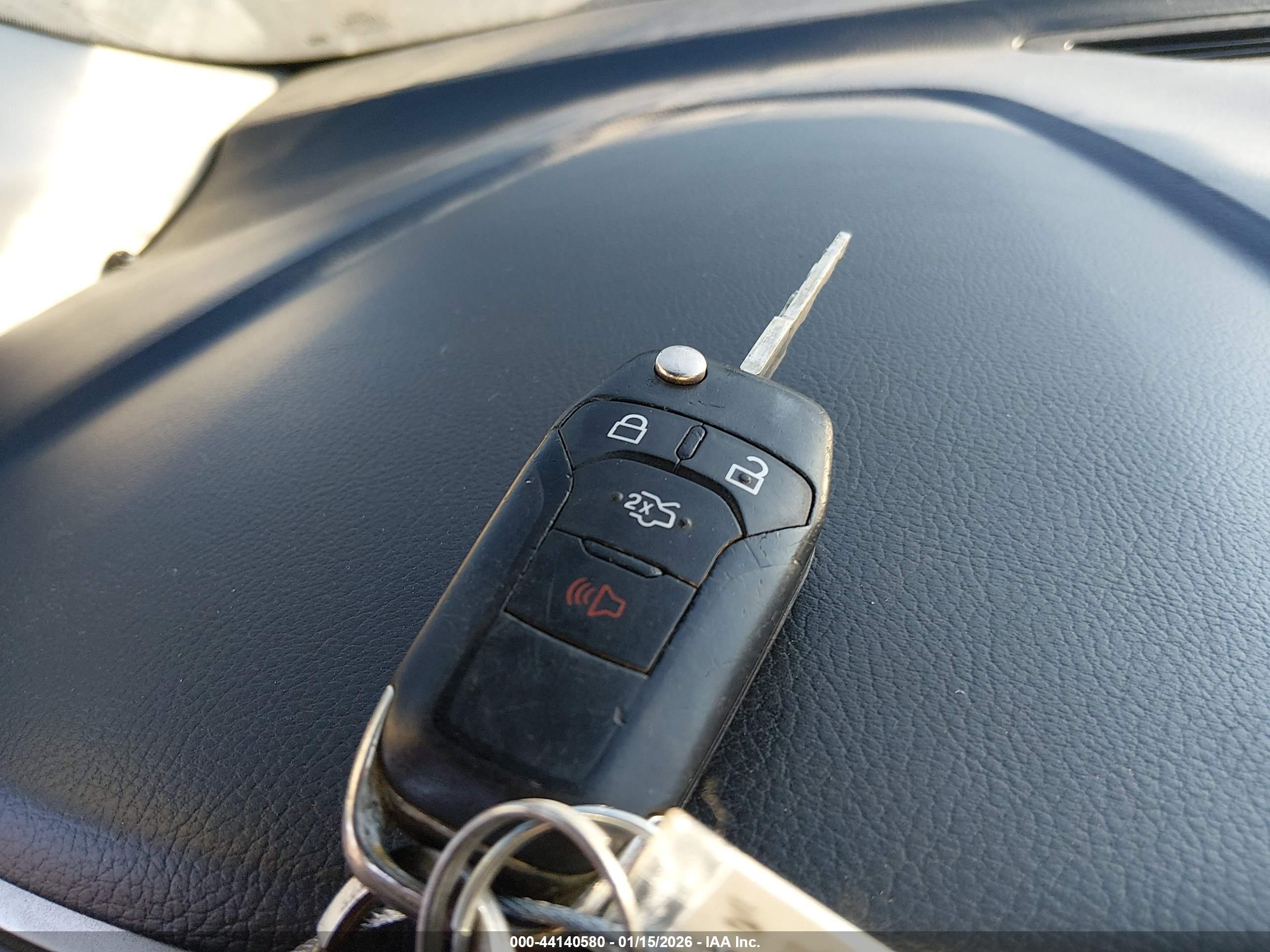 FORD FUSION image 11