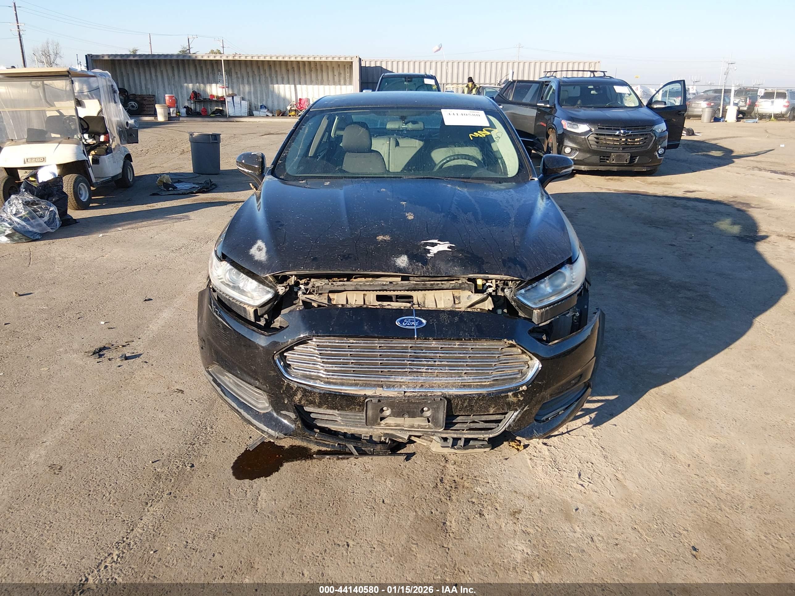 FORD FUSION image 6