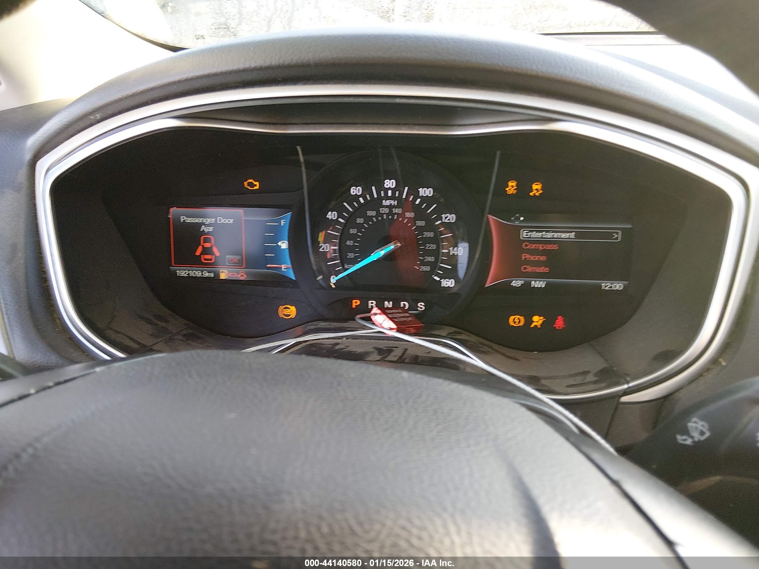 FORD FUSION image 7