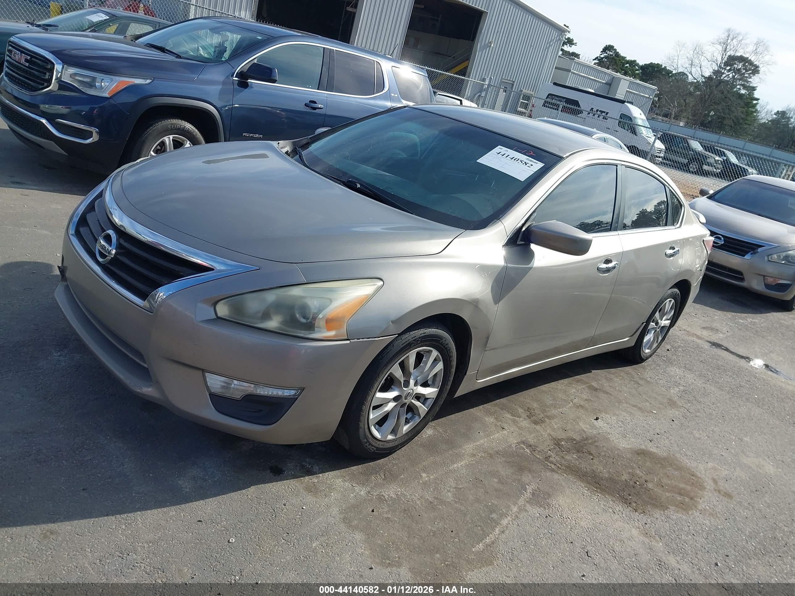NISSAN ALTIMA image 2