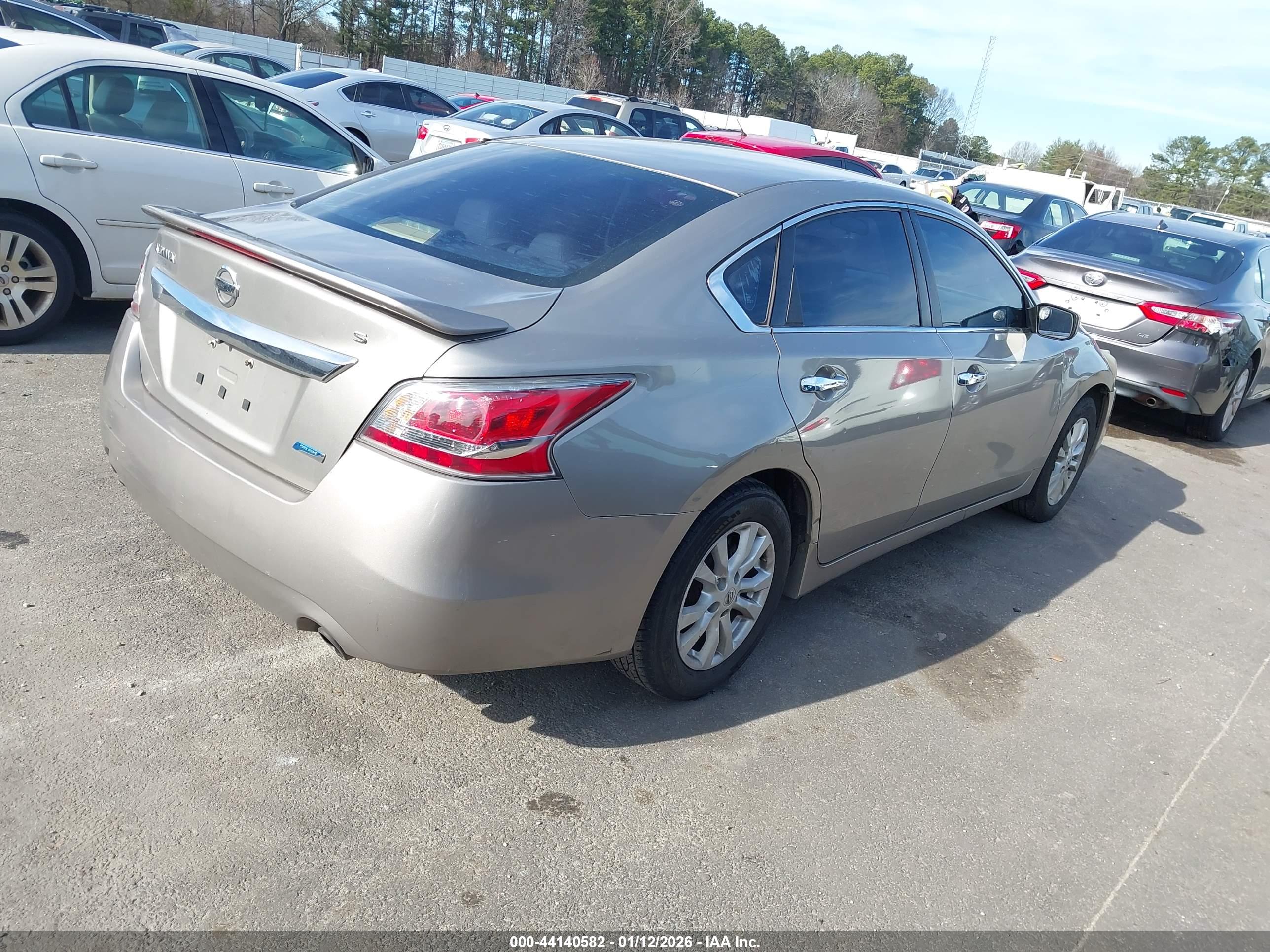 NISSAN ALTIMA image 4