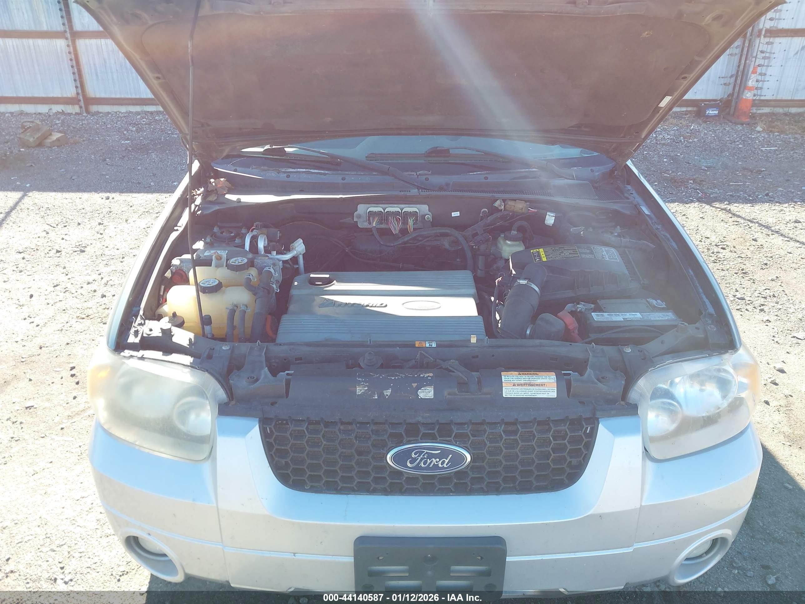 FORD ESCAPE image 10
