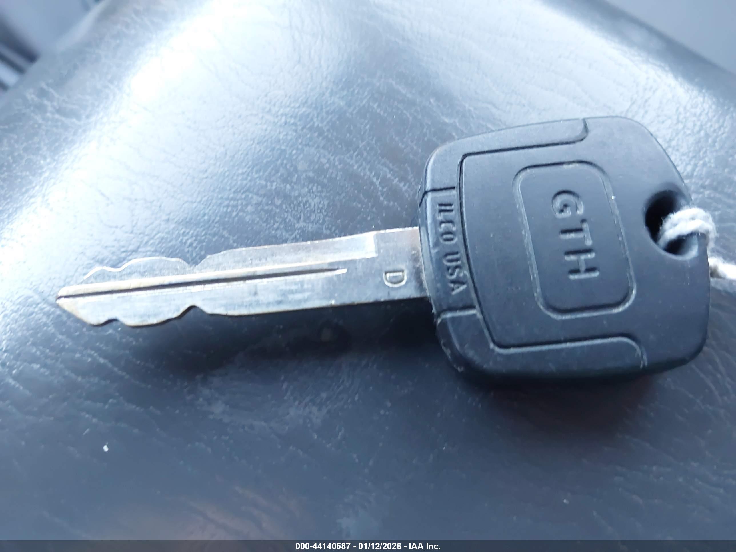 FORD ESCAPE image 11