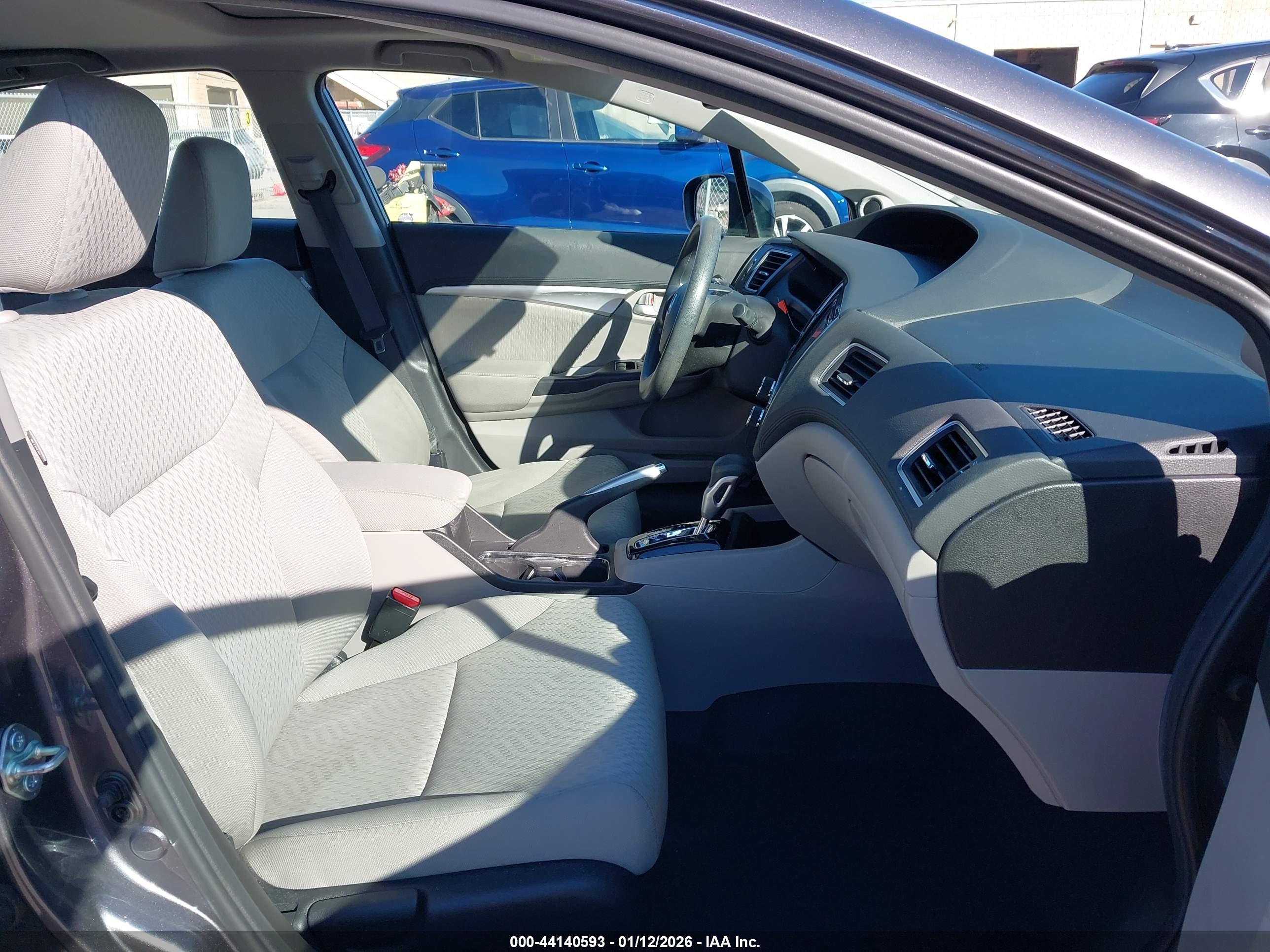 HONDA CIVIC image 5
