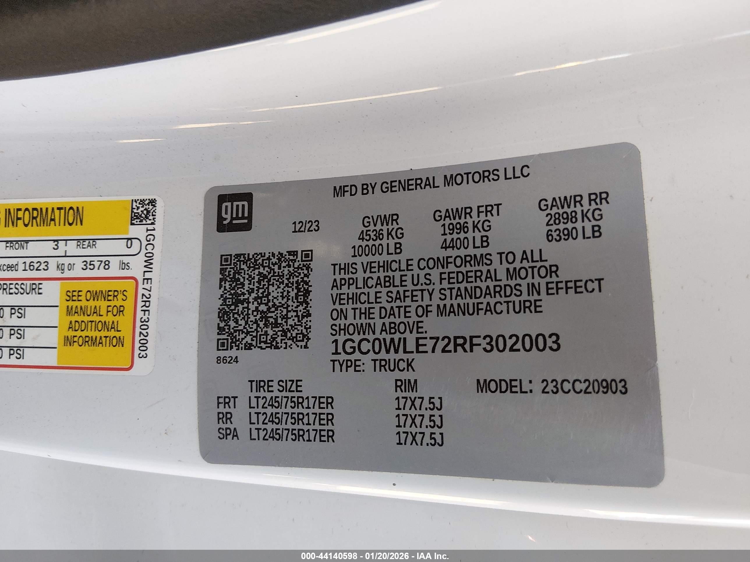 CHEVROLET SILVERADO image 9